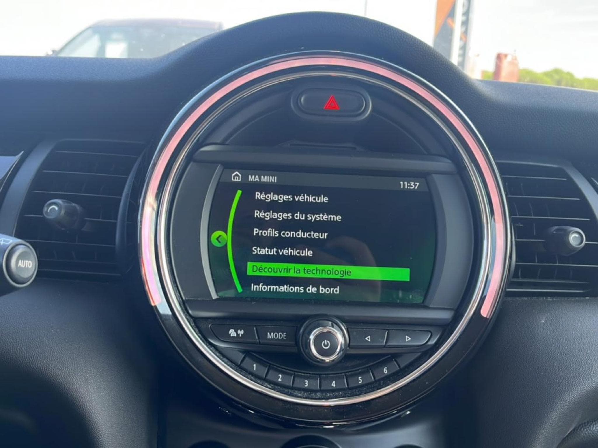 Mini Cooper COOPER 136 (2019) - Photo 19