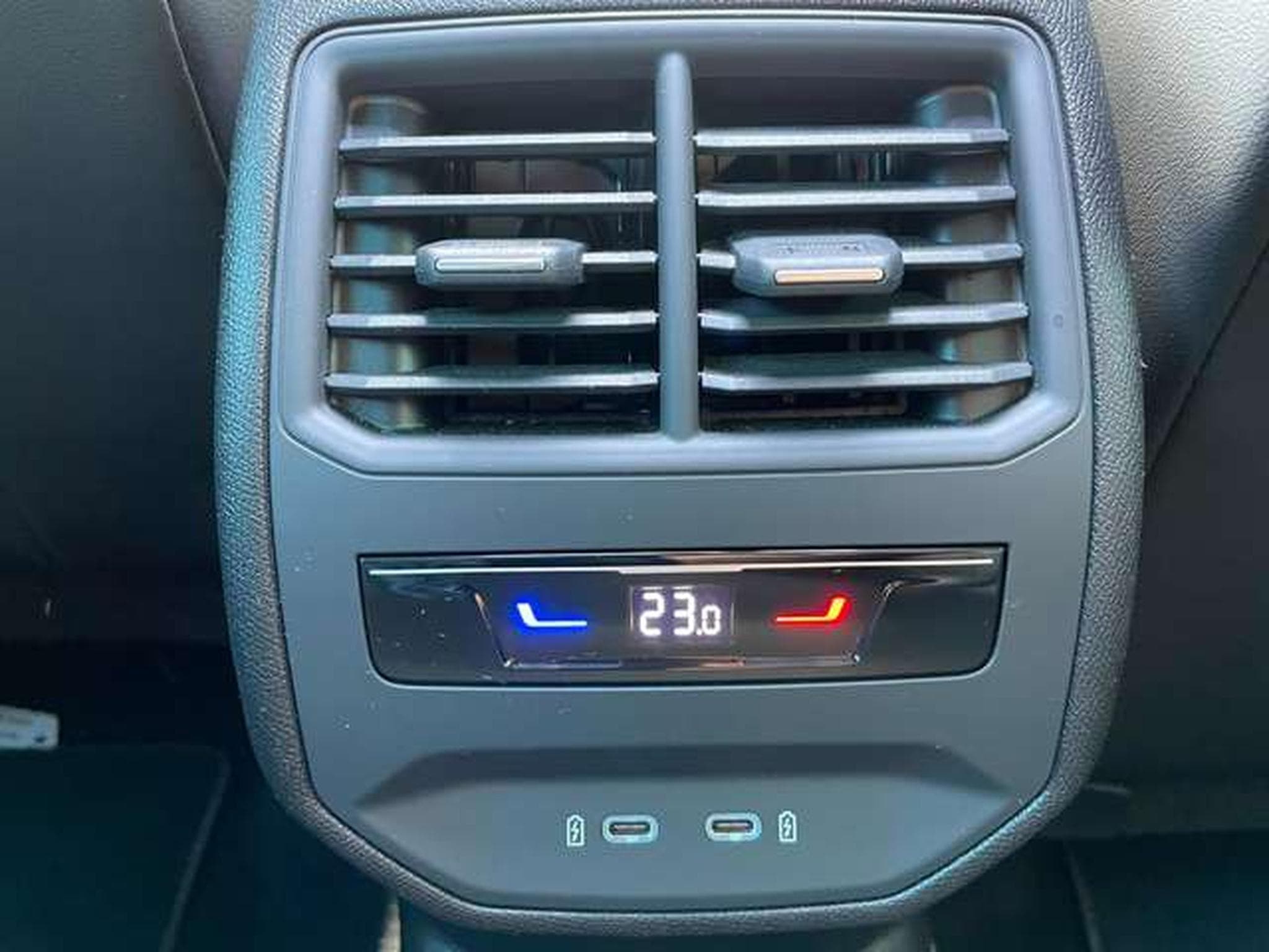 CUPRA Formentor VZ 1.4 E-HYBRID DSG - GARANTIE JUSQU'A 36 MOIS (2024) - Photo 38