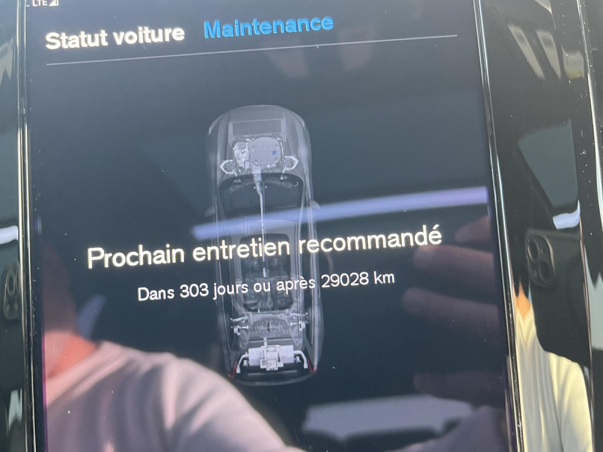 Volvo V90 B4 D 4x4 Geartronic R-Design Pano (2021) - Photo 21