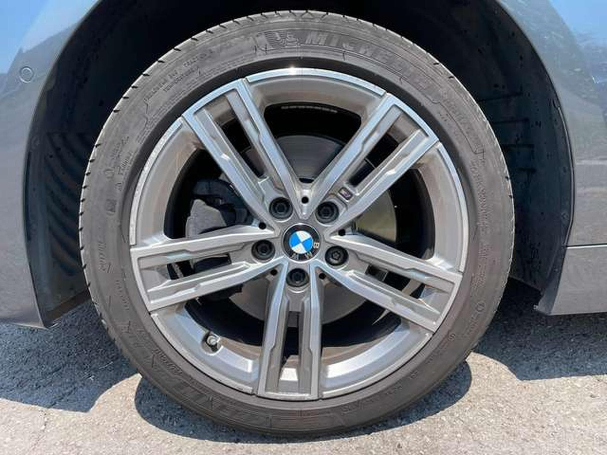 BMW 118 118i Aut. Pack M - GARANTIE JUSQU'A 36 MOIS (2021) - Photo 30