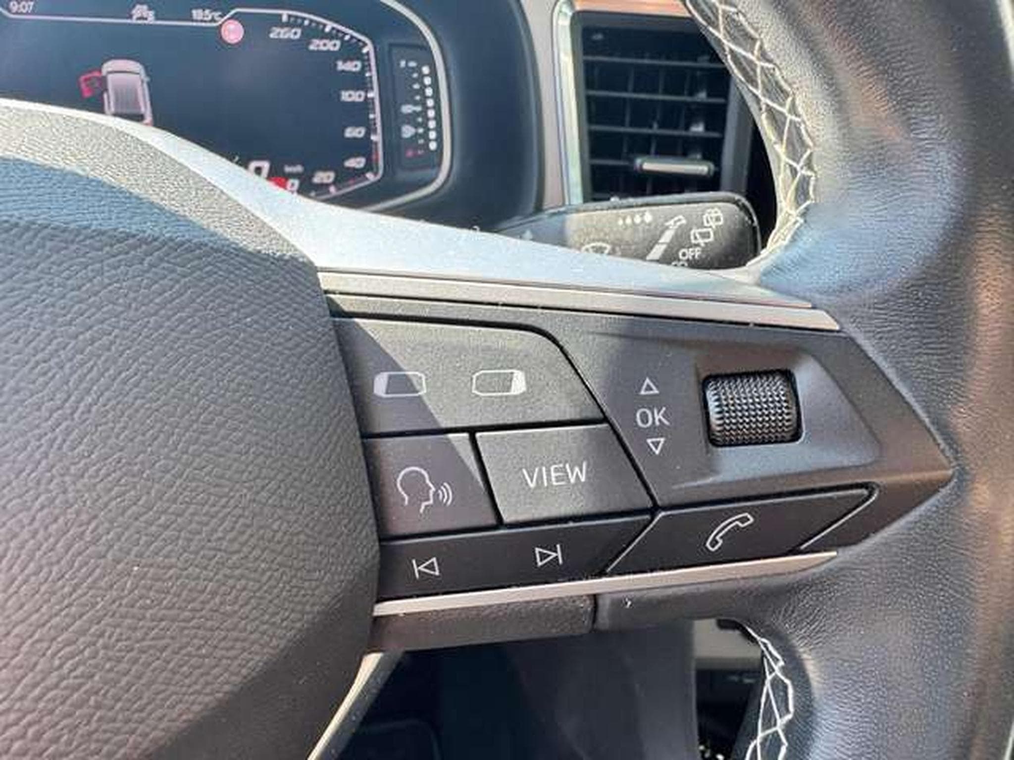 SEAT Ateca Ateca 2.0 TDI Xperience  // garantie Seat 05/2028 (2023) - Photo 17