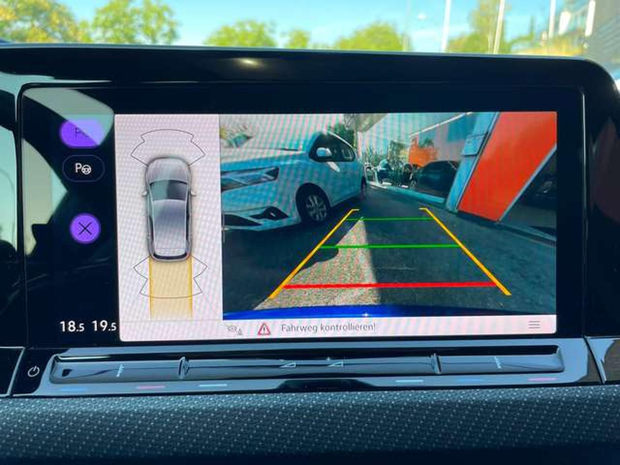 VW Golf R Performance 4Motion - GARANTIE JUSQU'A 36 MOIS (2023) - Photo 20