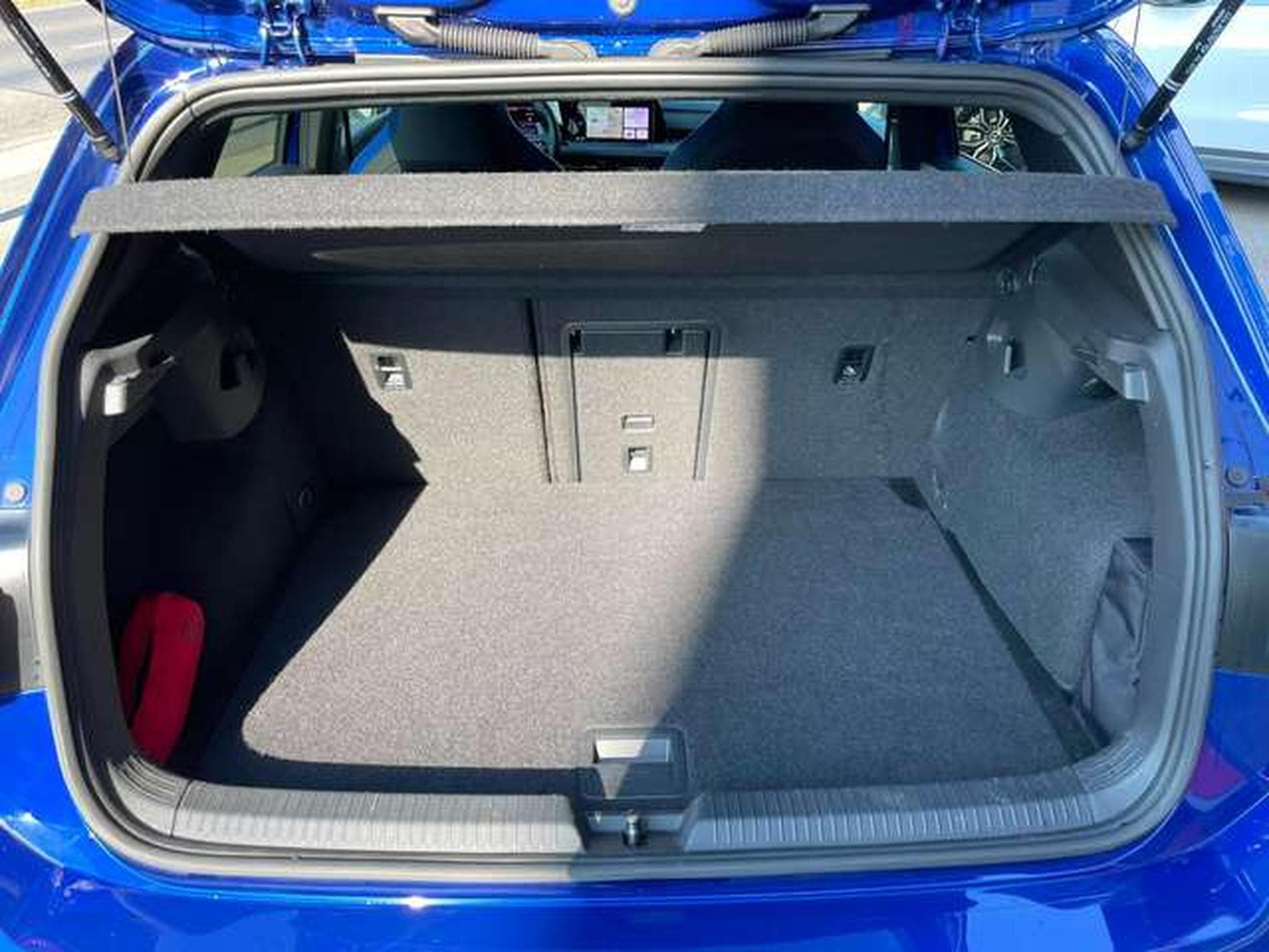 VW Golf R Performance 4Motion - GARANTIE JUSQU'A 36 MOIS (2023) - Photo 31