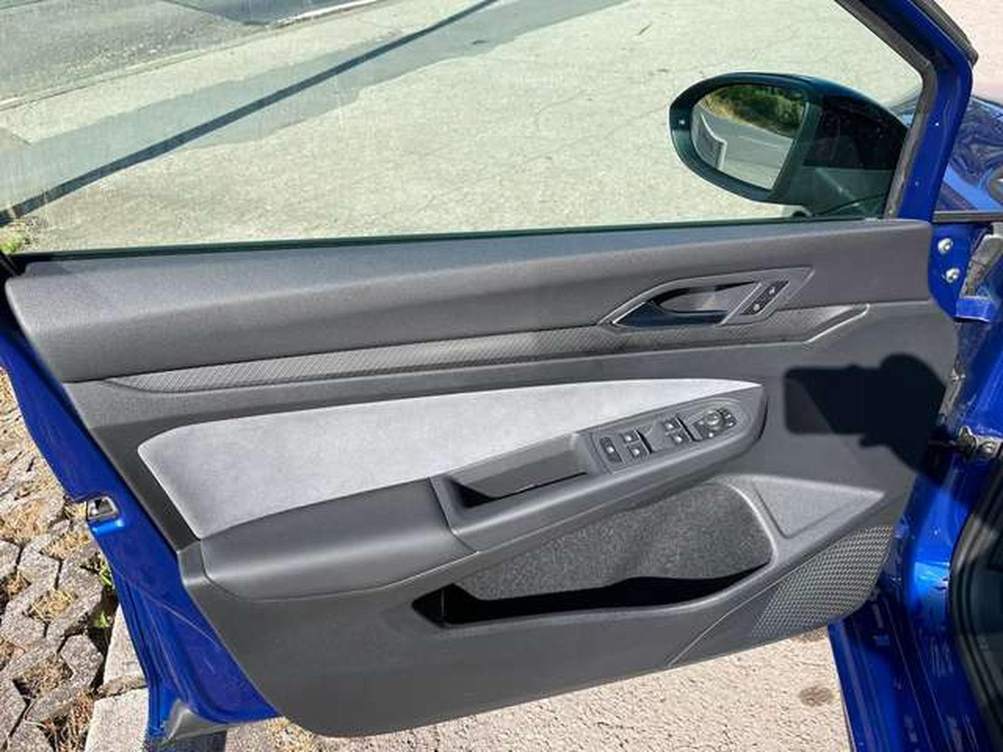 VW Golf R Performance 4Motion - GARANTIE JUSQU'A 36 MOIS (2023) - Photo 8