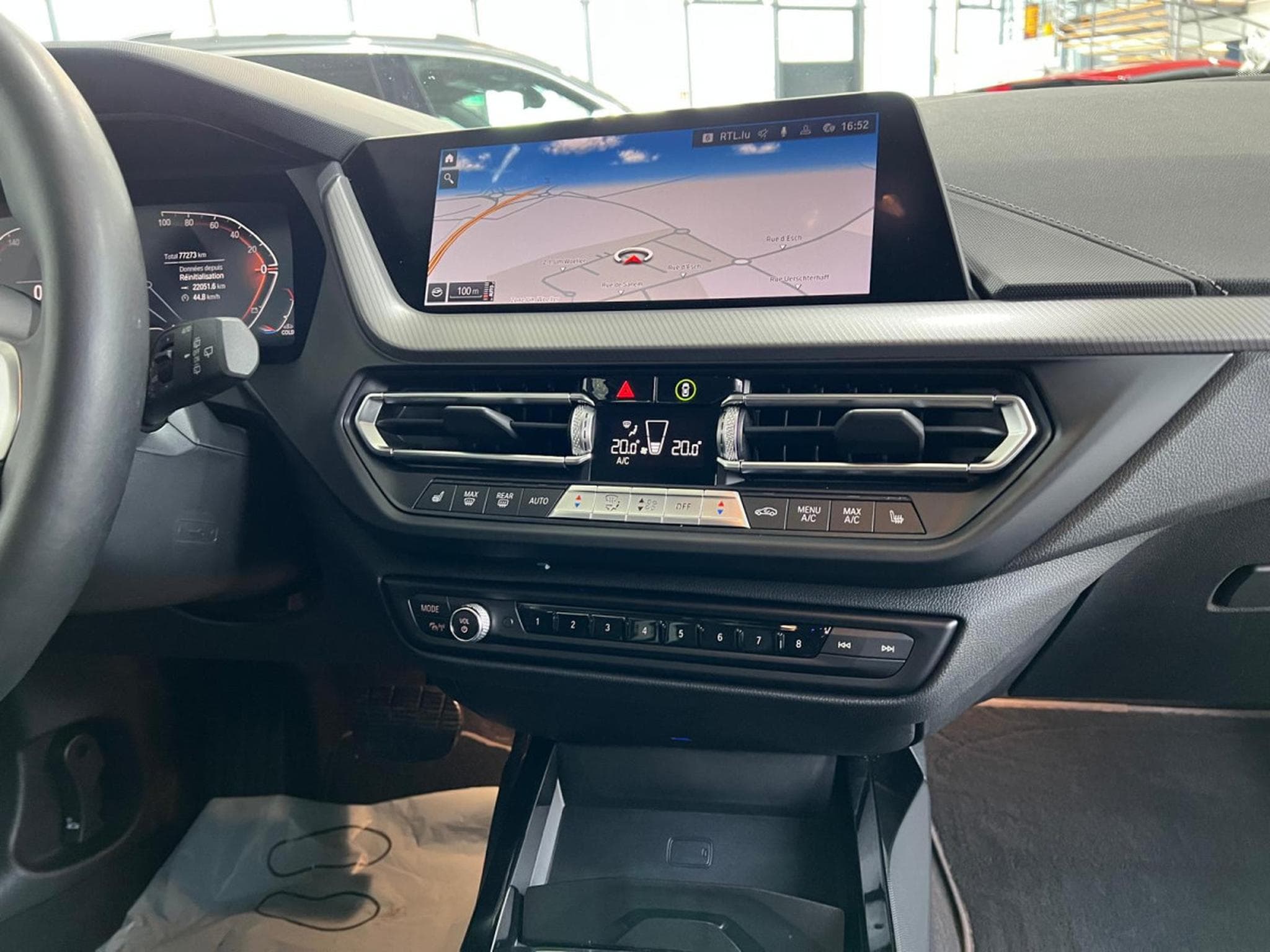 BMW 120 i SPORT LINE PAKET, CUIR, NAVI, CAMERA, LED, CARPLAY, VOLANT (2022) - Photo 14