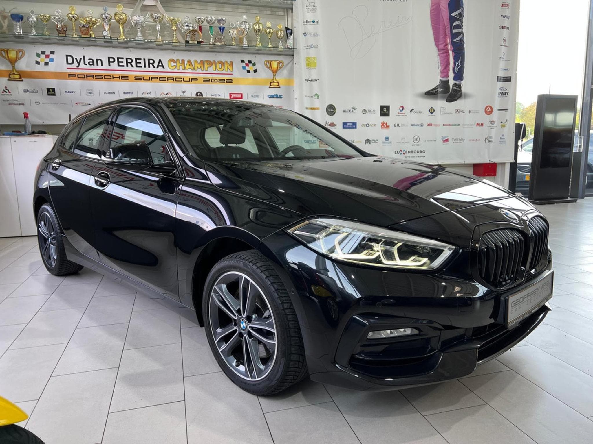 BMW 120 i SPORT LINE PAKET, CUIR, NAVI, CAMERA, LED, CARPLAY, VOLANT (2022) - Photo 4
