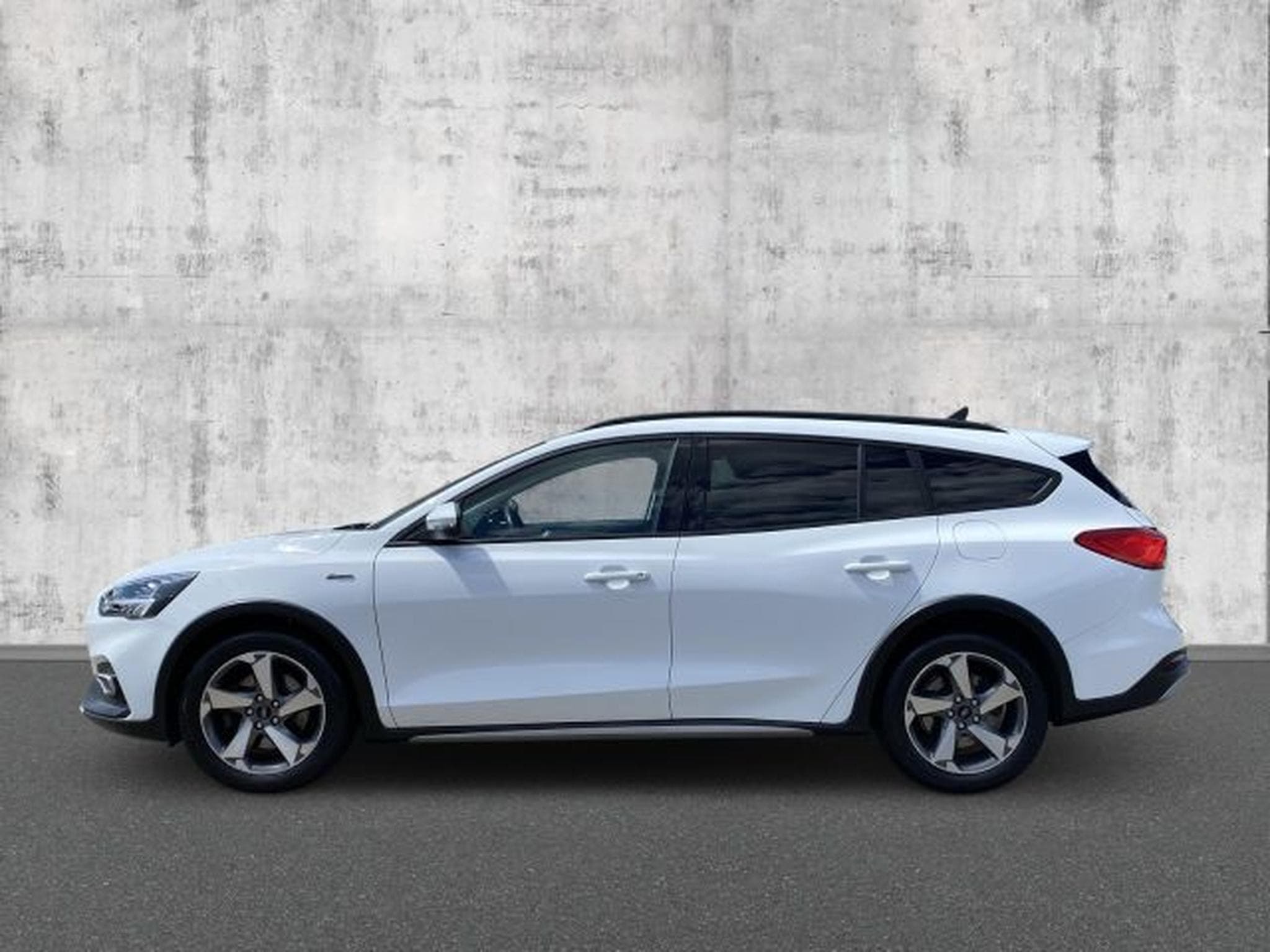 Ford Focus Focus Turnier Automatik Active NAVI LED RFK B&amp;O (2020) - Photo 2
