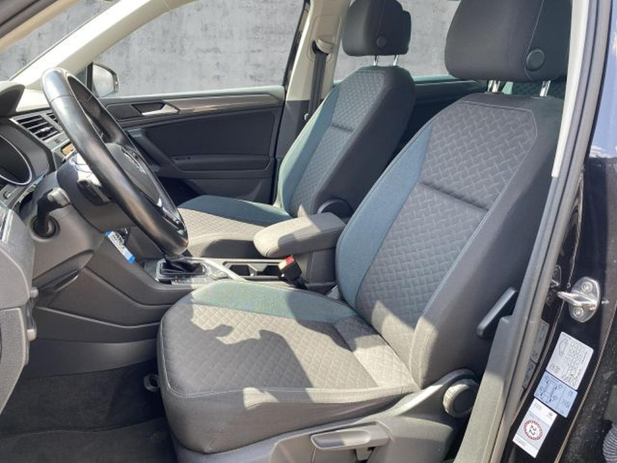 VW Tiguan Tiguan 2.0 TDI DSG 4Motion IQ.DRIVE STANHZG AHK (2019) - Photo 11