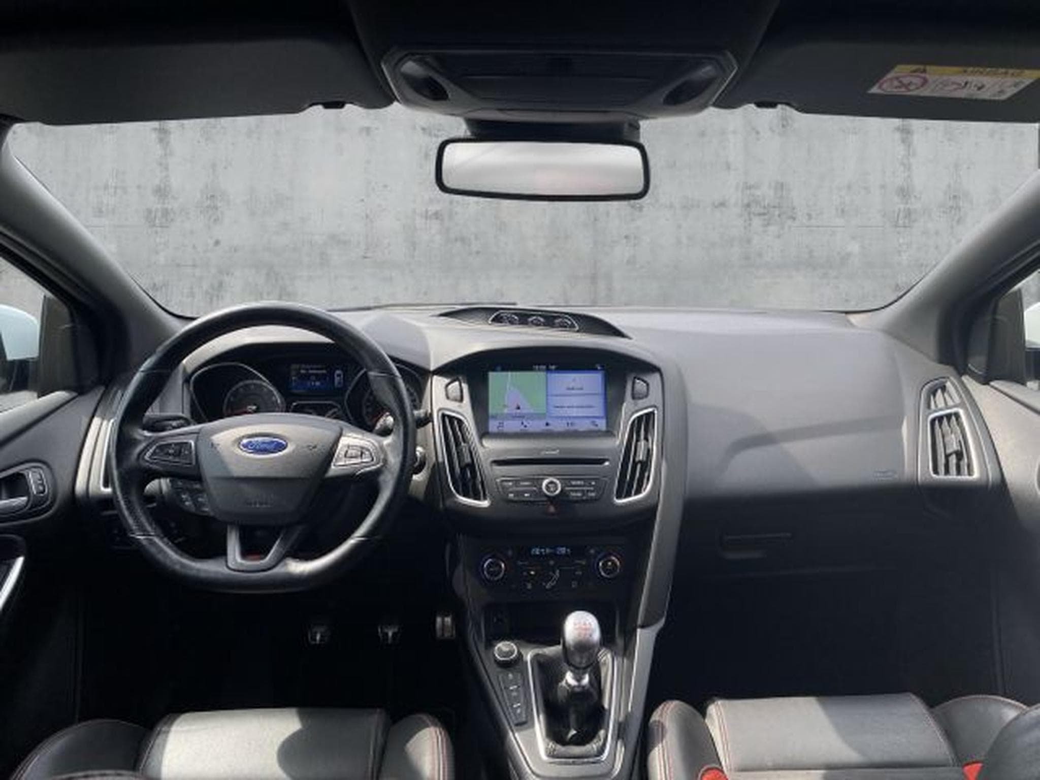 Ford Focus Focus ST 2.0 NAVI Bi-Xenon Recaro Tempomat 19 Z (2017) - Photo 14