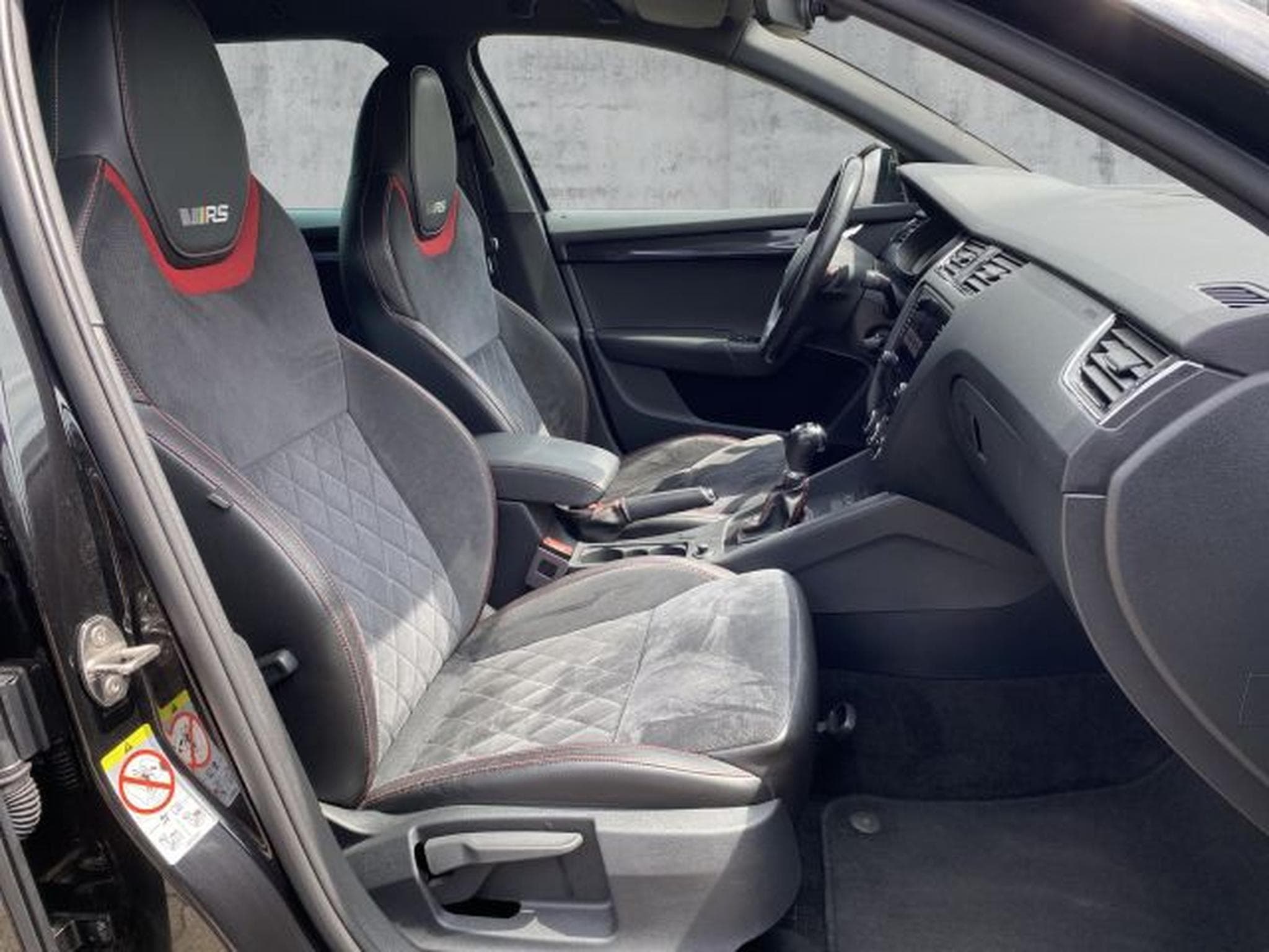 Skoda Octavia Octavia RS 2.0 TDI DSG 4x4 NAVI LED RFK Canton (2018) - Photo 13