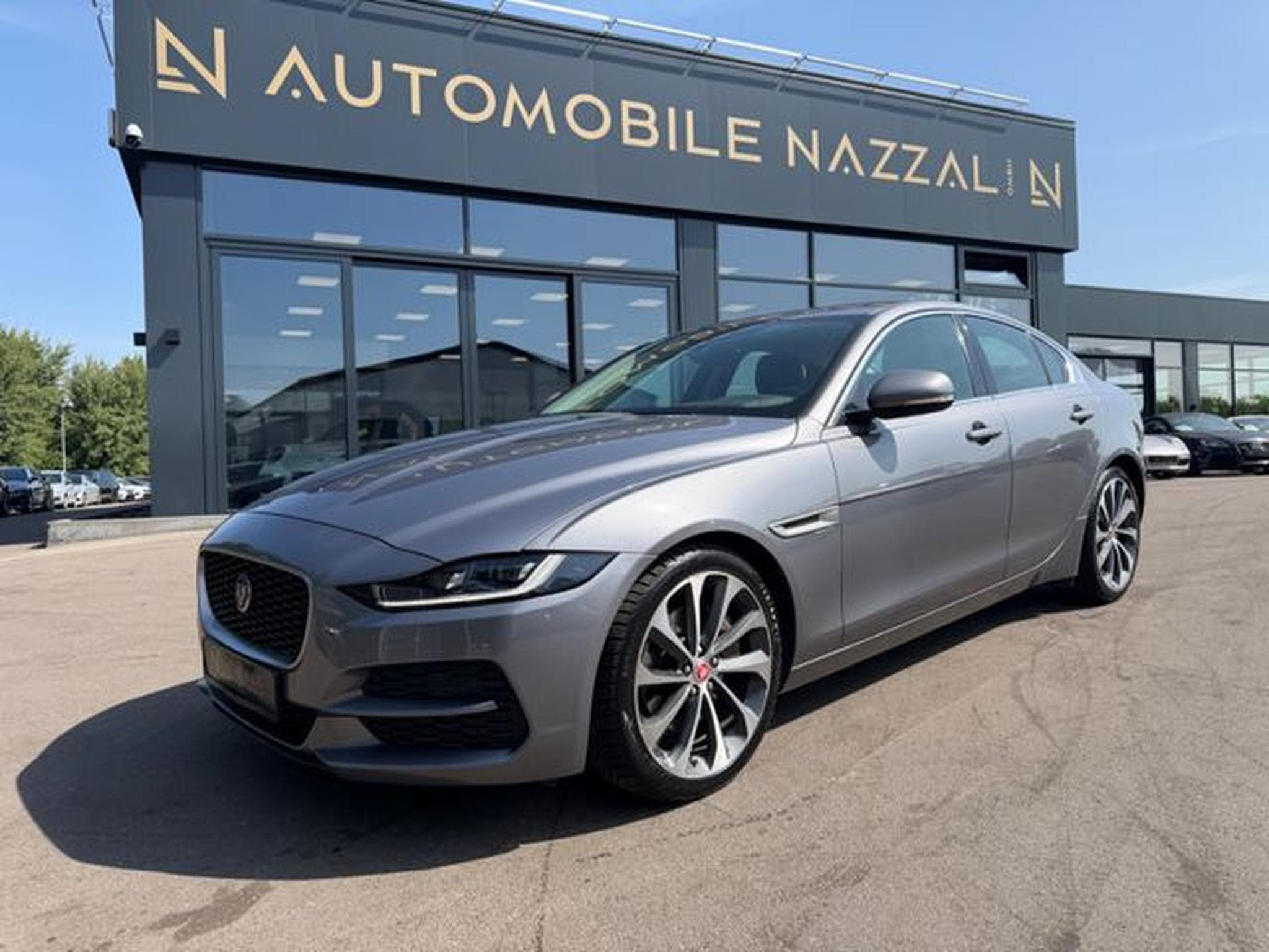 Jaguar XE XE S  AWD *AUT*LEDER*SHZ*NAVI*LED*KAM* (2019) - Photo 1