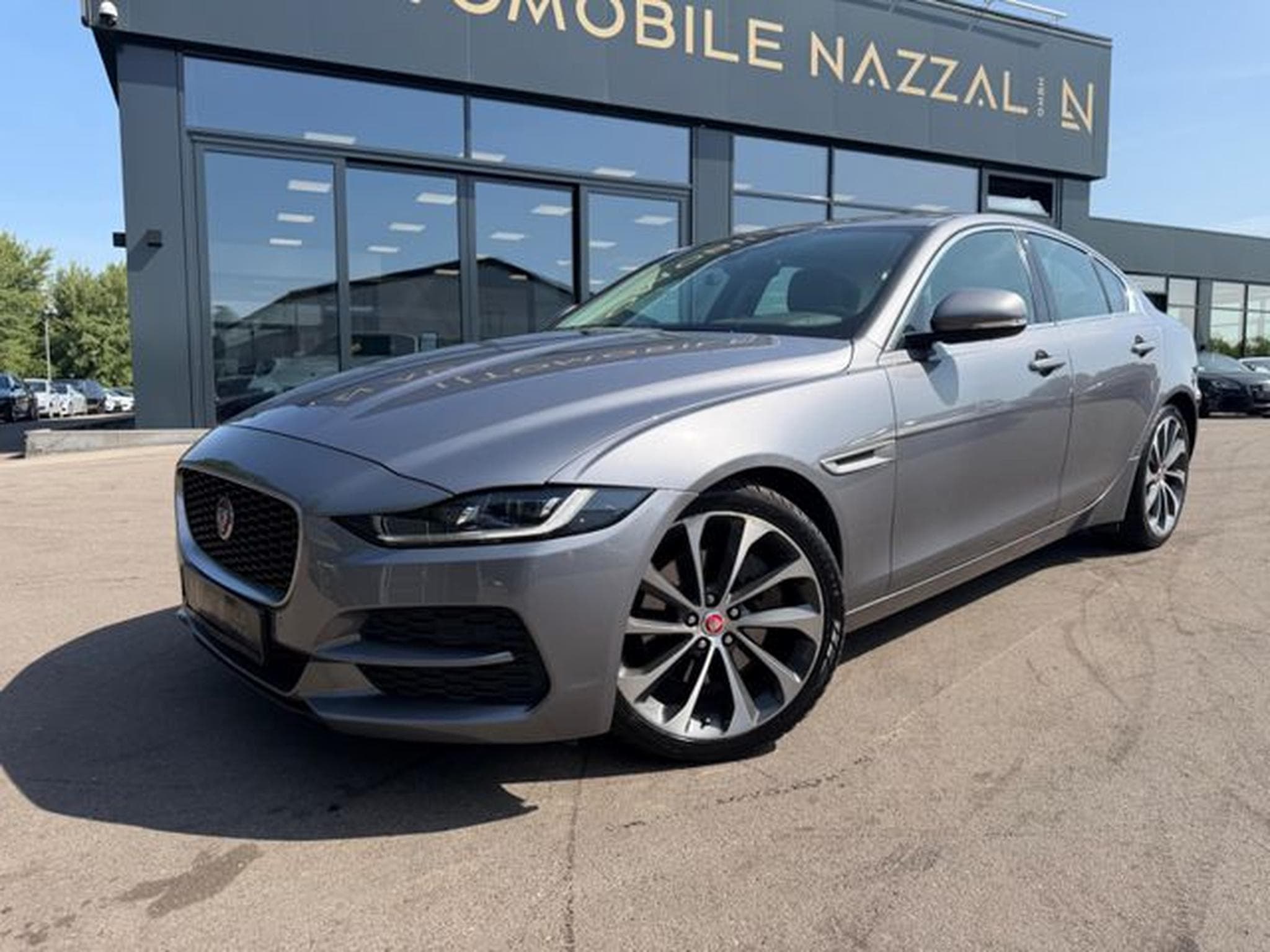 Jaguar XE XE S  AWD *AUT*LEDER*SHZ*NAVI*LED*KAM* (2019) - Photo 11