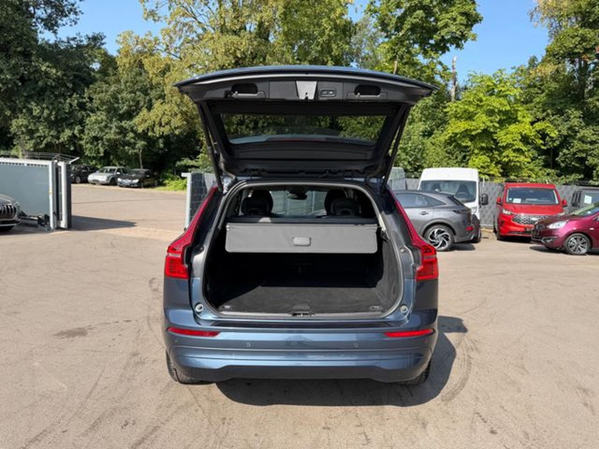 Volvo XC60 XC 60 MOMENTUM PRO*NAVI*LED*KAMERA* (2021) - Photo 10