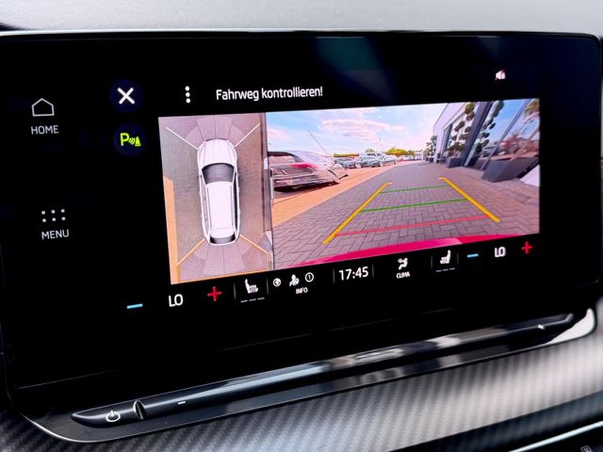 Skoda Octavia Octavia Combi RS 2.0 TSI /LED/ACC/360°CAM/AHK/ (2023) - Photo 16