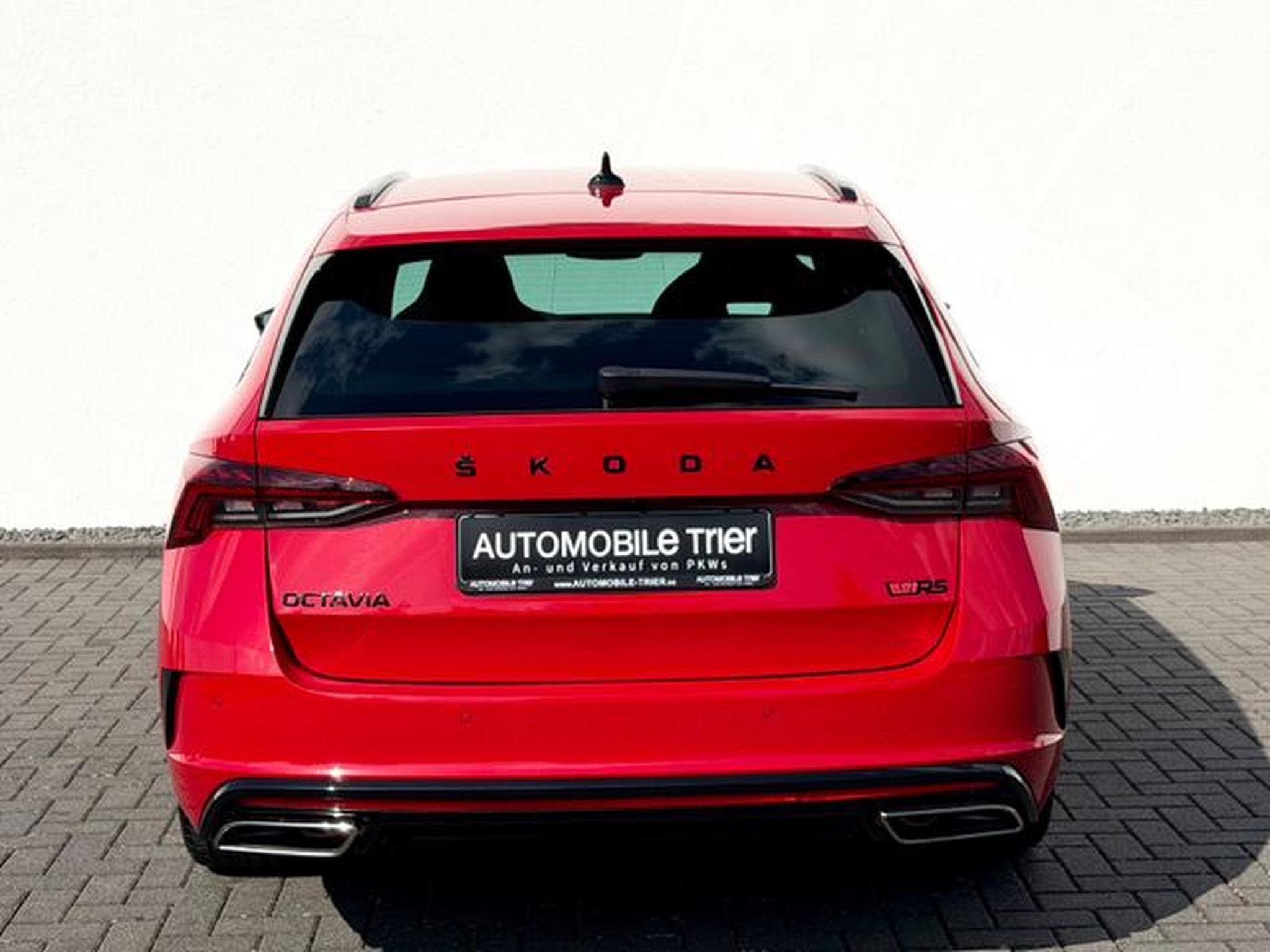 Skoda Octavia Octavia Combi RS 2.0 TSI /LED/ACC/360°CAM/AHK/ (2023) - Photo 6