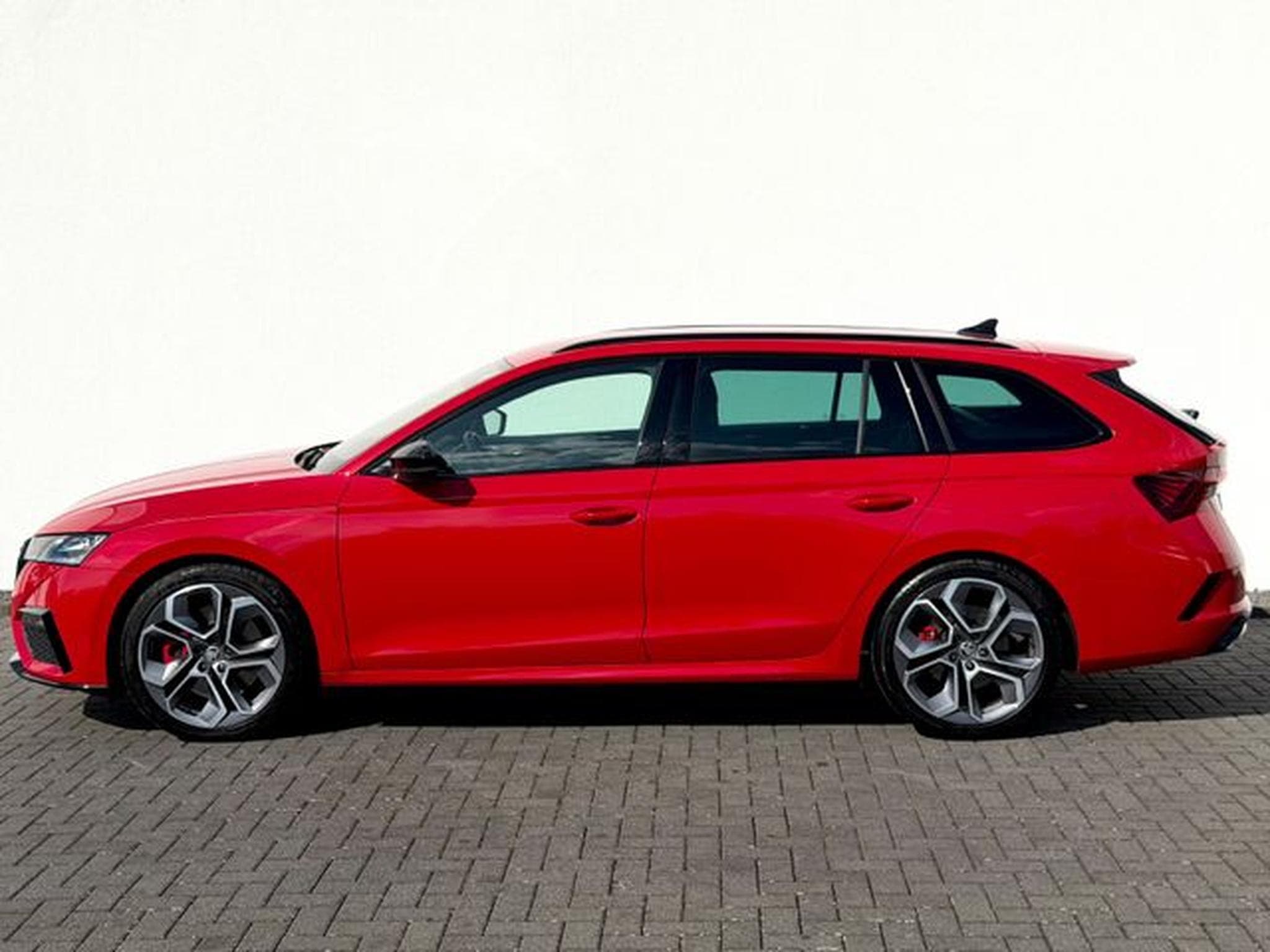 Skoda Octavia Octavia Combi RS 2.0 TSI /LED/ACC/360°CAM/AHK/ (2023) - Photo 8