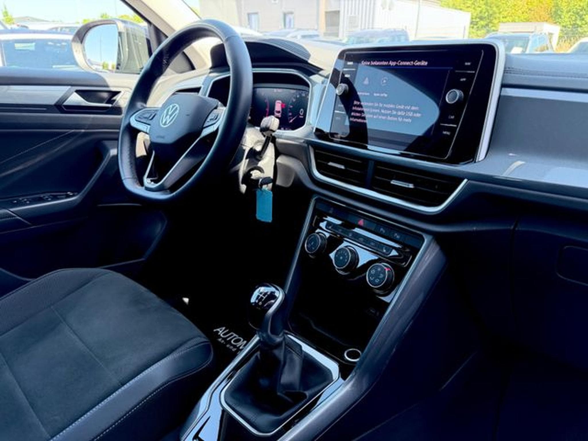 VW T-Roc T-Roc 1.5 TSI  /IQ/CAM/CARPLAY/1.HAND/GARANTIE (2025) - Photo 12