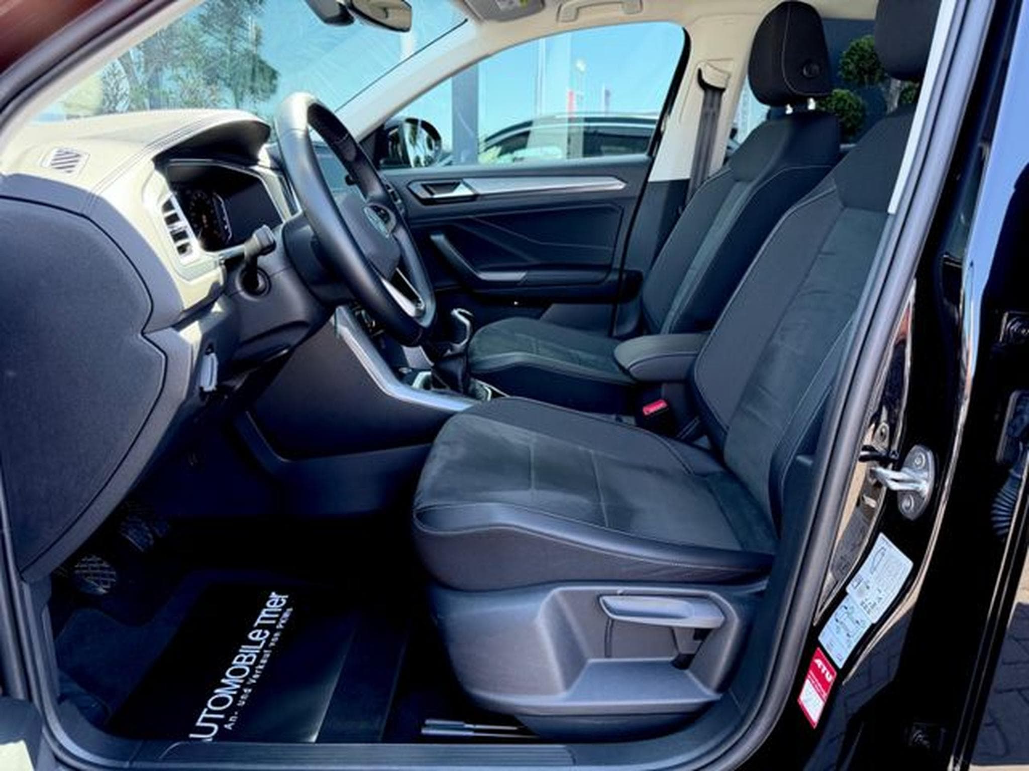 VW T-Roc T-Roc 1.5 TSI  /IQ/CAM/CARPLAY/1.HAND/GARANTIE (2025) - Photo 9