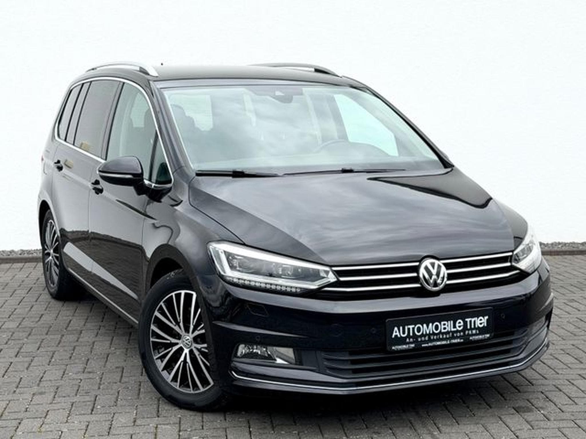 VW Touran Touran Highline 1.8 TSI DSG /NAVI/LED/ACC/CAM/ (2015) - Photo 3