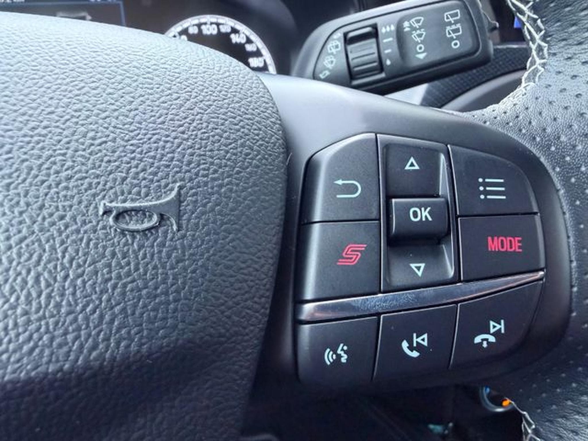 Ford Focus Focus Lim. ST /PERFORMANCE/LED/ACC/CAM/1.HAND/ (2020) - Photo 16