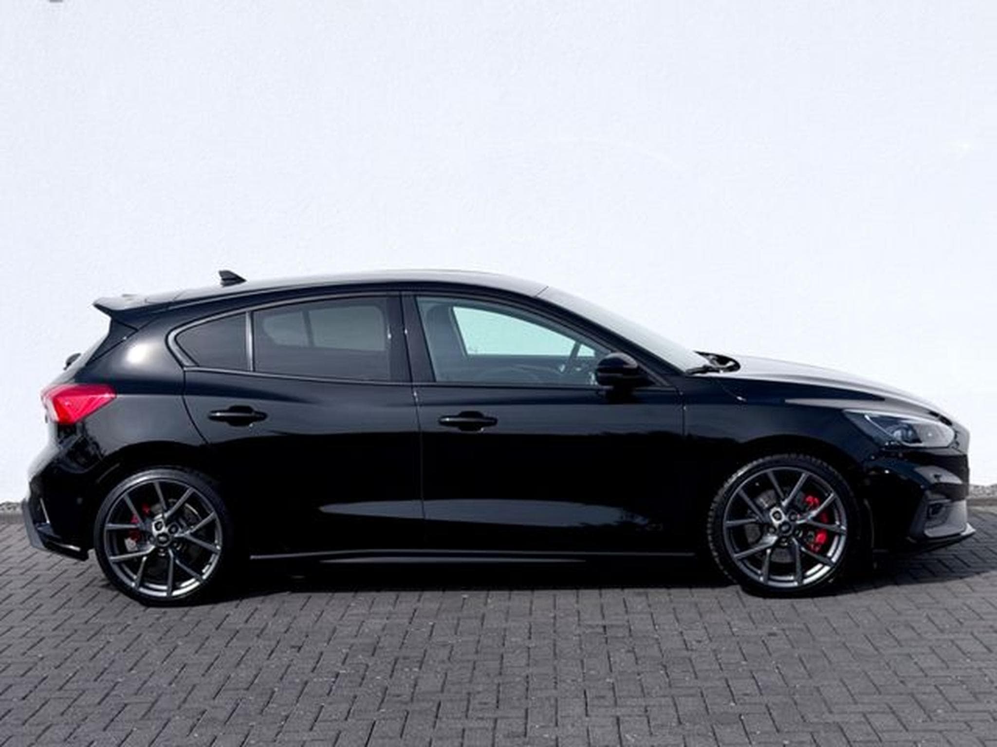 Ford Focus Focus Lim. ST /PERFORMANCE/LED/ACC/CAM/1.HAND/ (2020) - Photo 4
