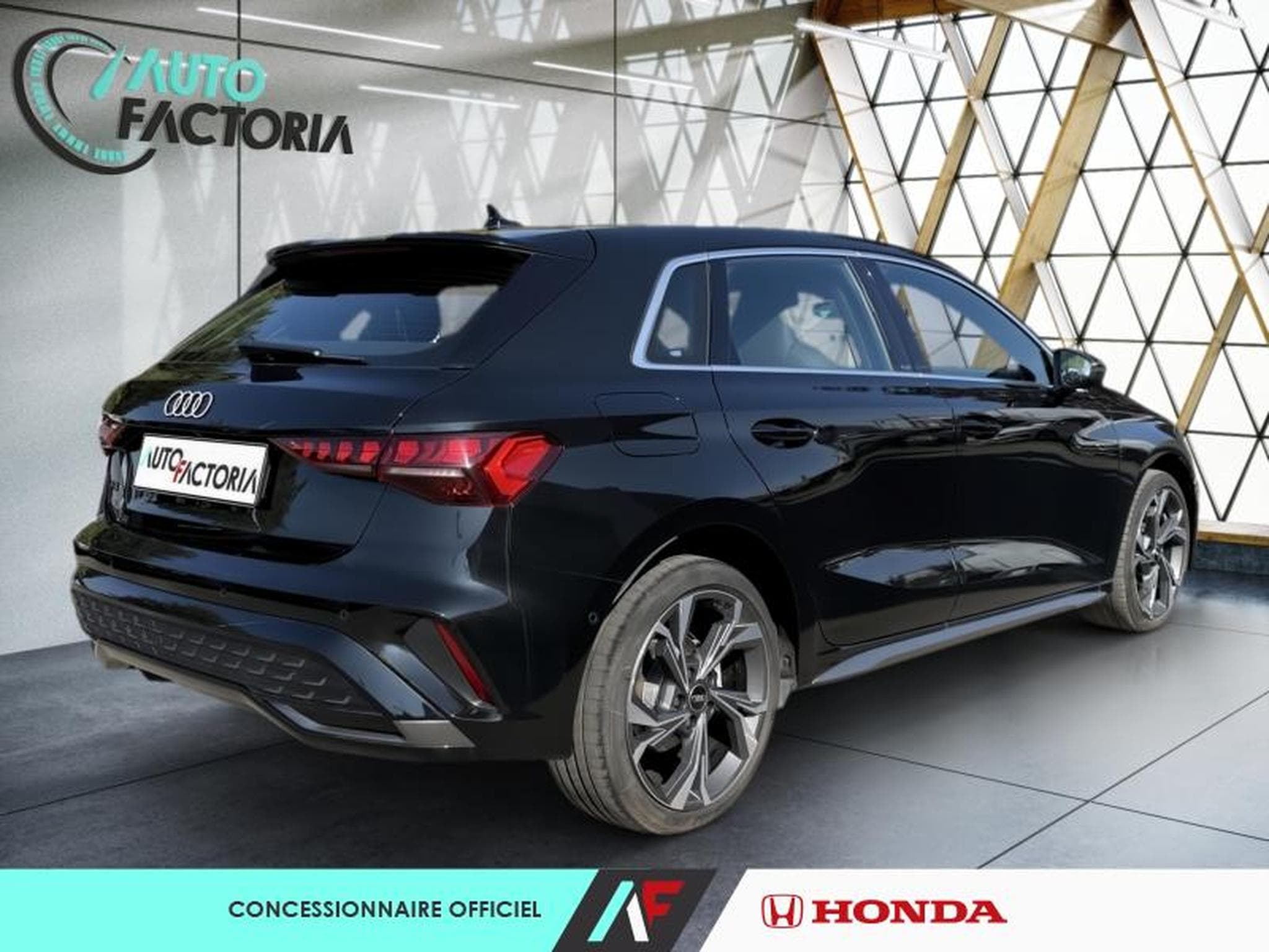 Audi A3 -37% 40 TFSI e 204ch PHEV S line S tronic 6 (2025) - Photo 5