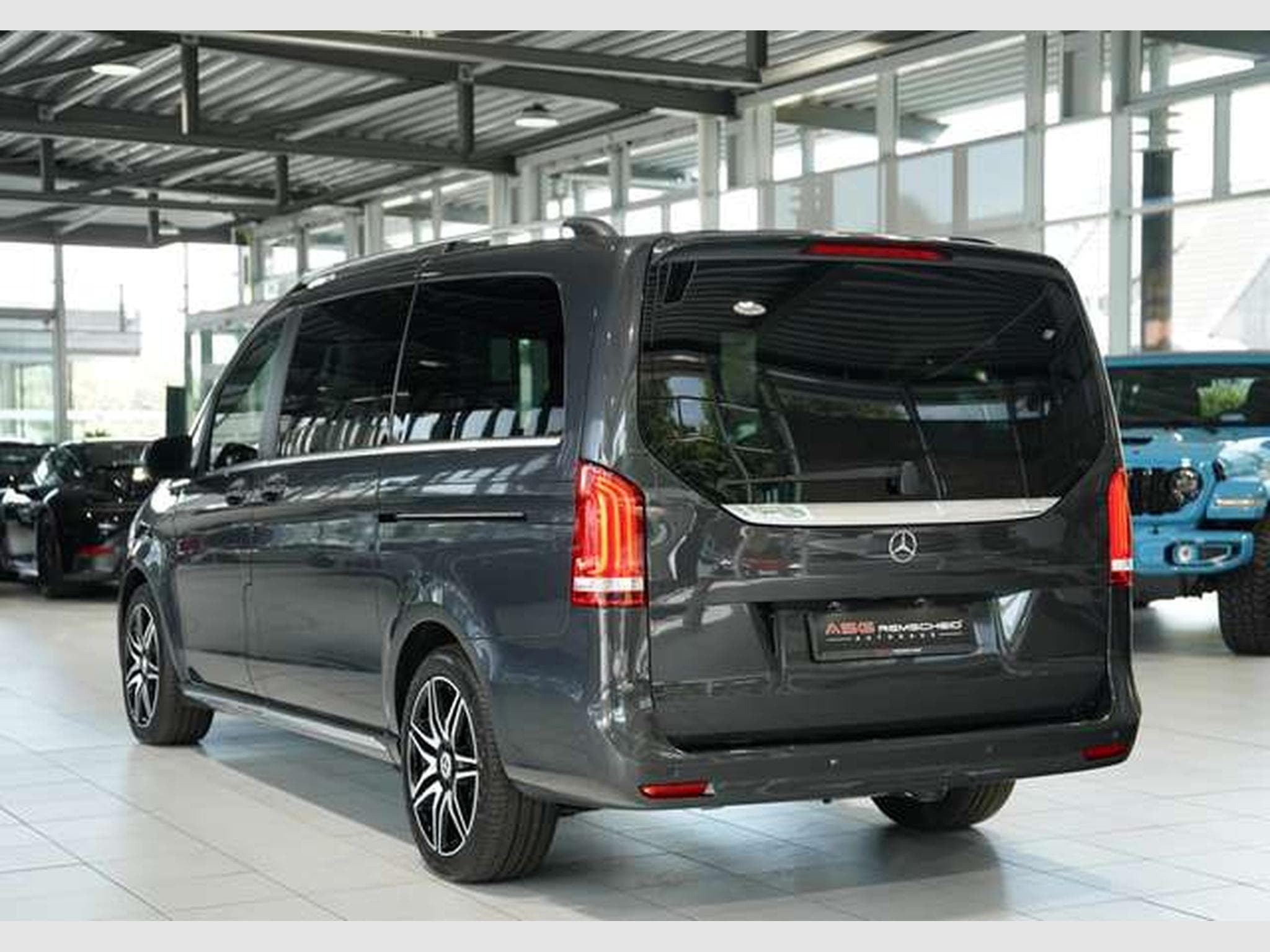 Mercedes V d AMG Line 4M EDITION lang 1.H *LUFT *AHK (2022) - Photo 10