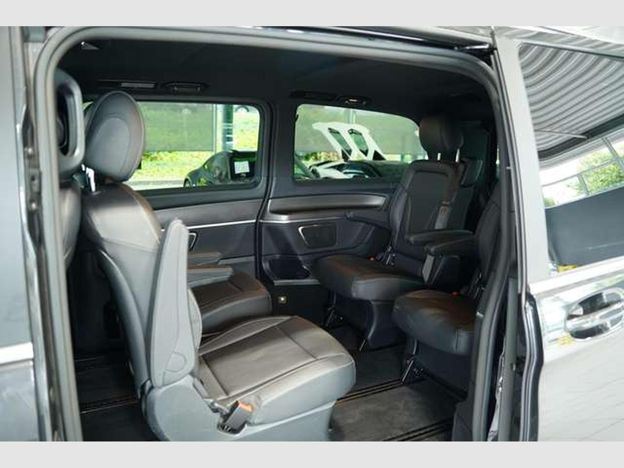 Mercedes V d AMG Line 4M EDITION lang 1.H *LUFT *AHK (2022) - Photo 28
