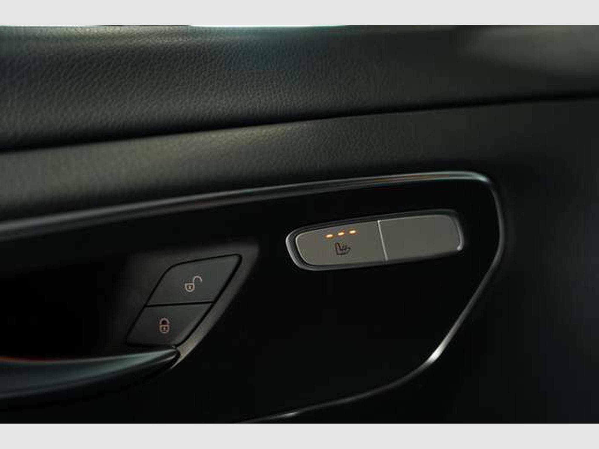 Mercedes V d AMG Line 4M EDITION lang 1.H *LUFT *AHK (2022) - Photo 32