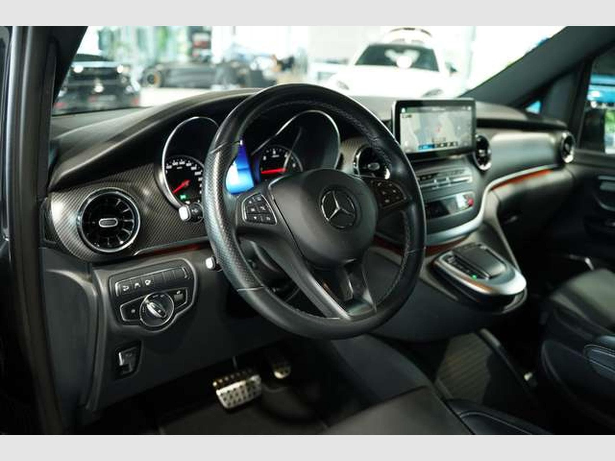 Mercedes V d AMG Line 4M EDITION lang 1.H *LUFT *AHK (2022) - Photo 35