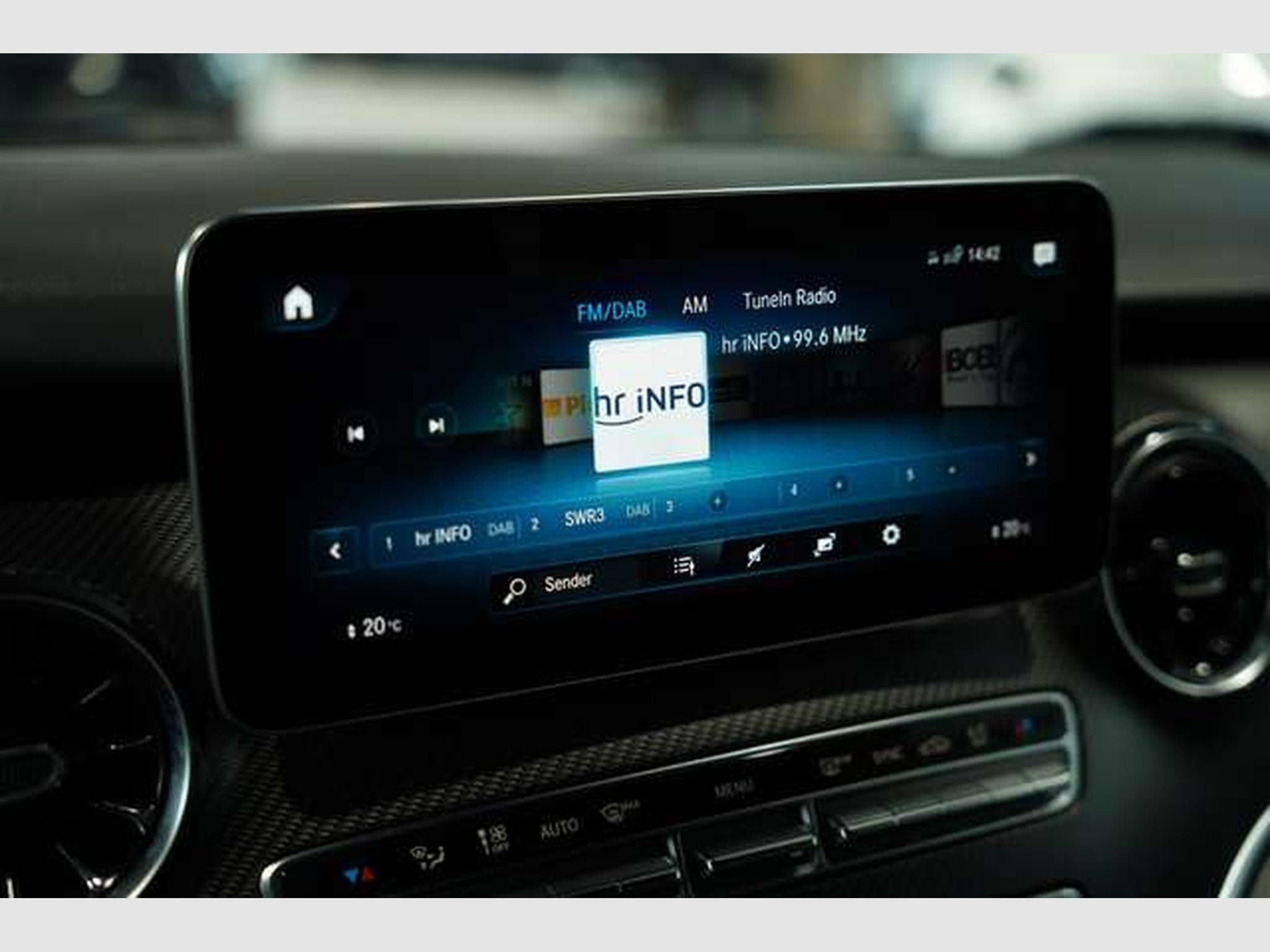 Mercedes V d AMG Line 4M EDITION lang 1.H *LUFT *AHK (2022) - Photo 42