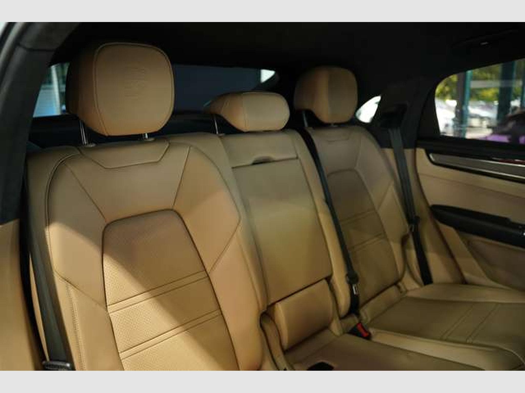 Porsche Cayenne Turbo *21*Chrono*Pano*HUD*Matrix*Memory (2019) - Photo 21