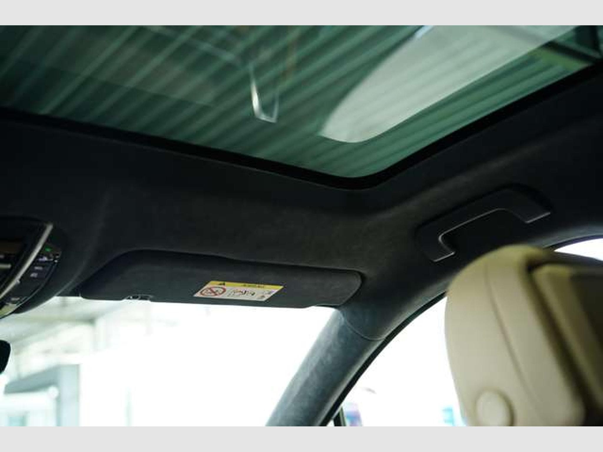Porsche Cayenne Turbo *21*Chrono*Pano*HUD*Matrix*Memory (2019) - Photo 48