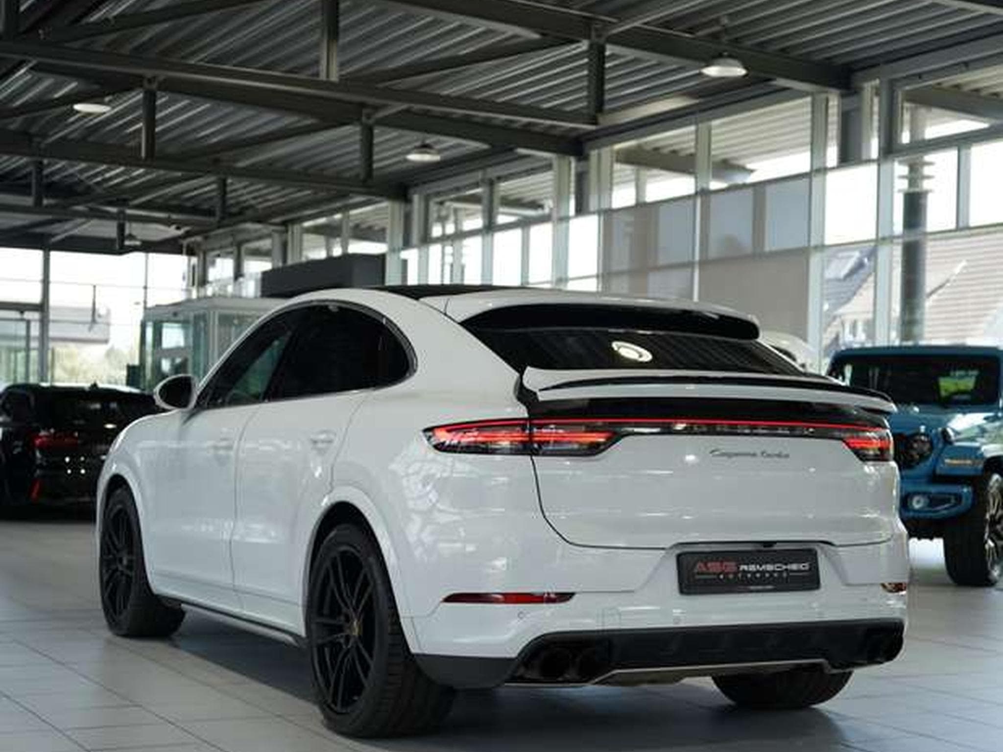 Porsche Cayenne Turbo *21*Chrono*Pano*HUD*Matrix*Memory (2019) - Photo 7