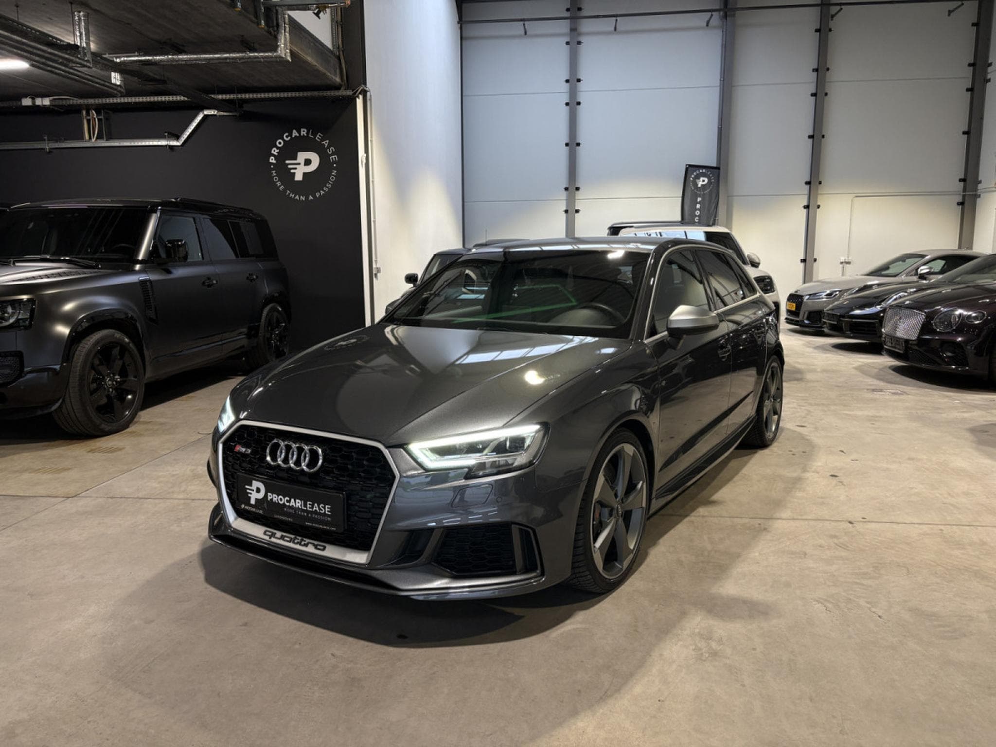 Audi RS3 Sportback 2.5 TFSi Quattro S-Tronic/SUIVI AUDI/GARANTIE (2018) - Photo 1