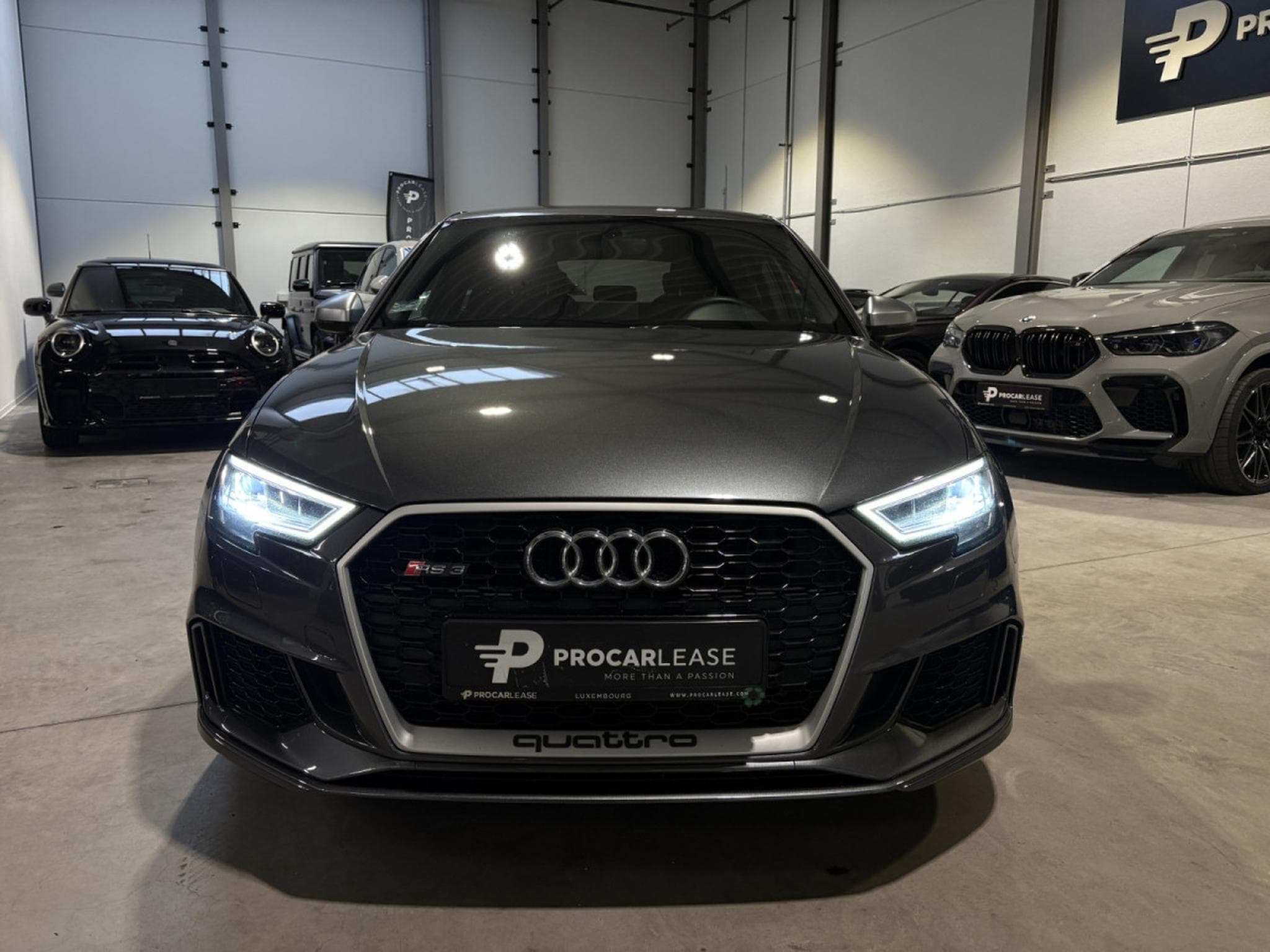 Audi RS3 Sportback 2.5 TFSi Quattro S-Tronic/SUIVI AUDI/GARANTIE (2018) - Photo 2