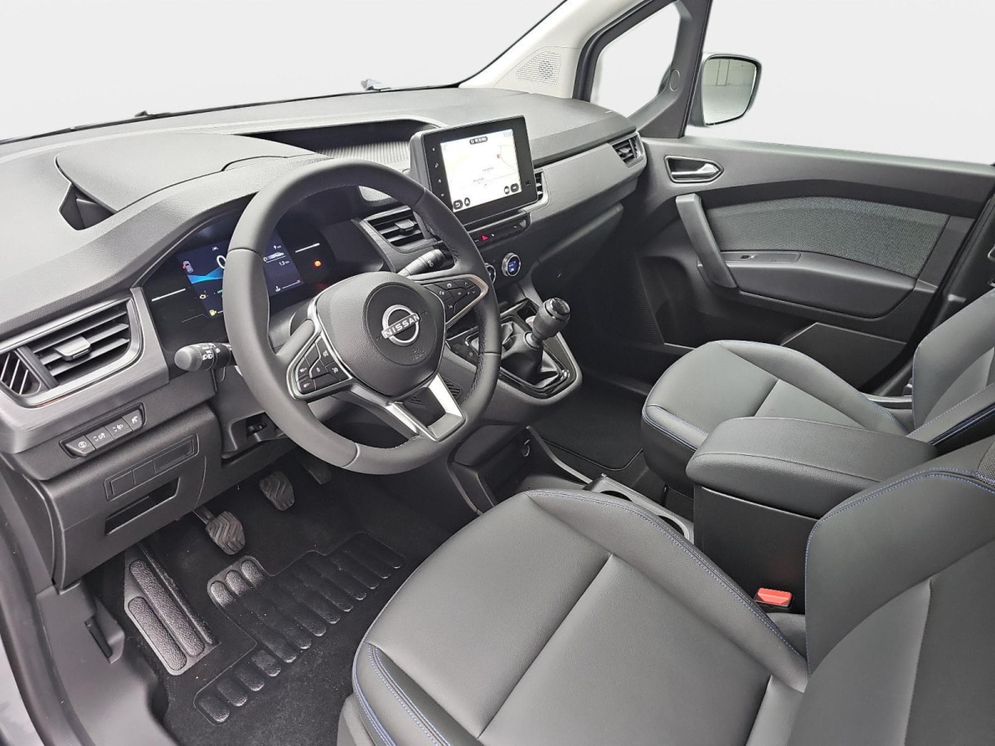 Nissan Townstar 1.2 DIG-T 130 L2 Tekna 7 places (2026) - Photo 17