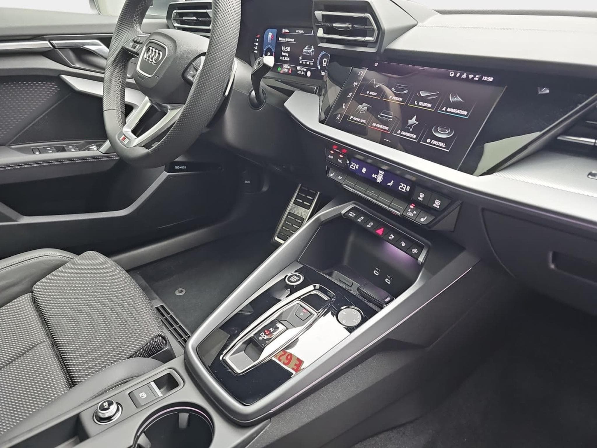 Audi A3 35 TFSi 150 Sportback S-tronic (2025) - Photo 16