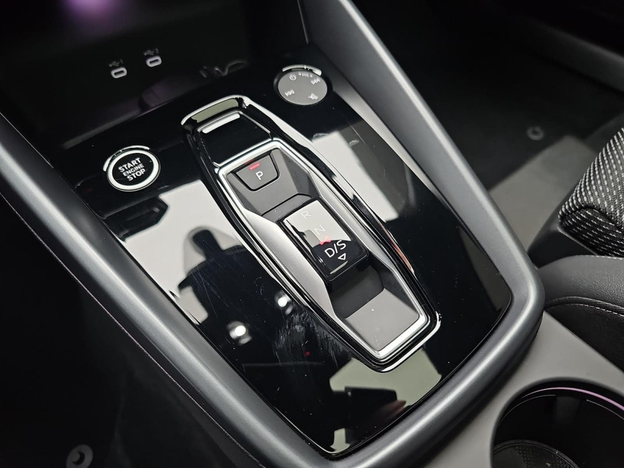 Audi A3 35 TFSi 150 Sportback S-tronic (2025) - Photo 12