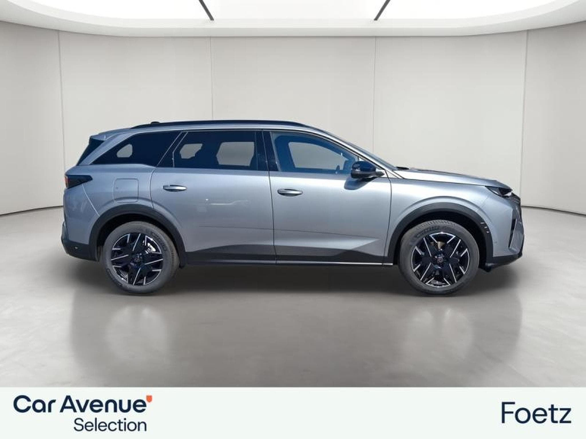 PEUGEOT 5008 Hybrid 136ch Allure e-DCS6 (2025) - Photo 5