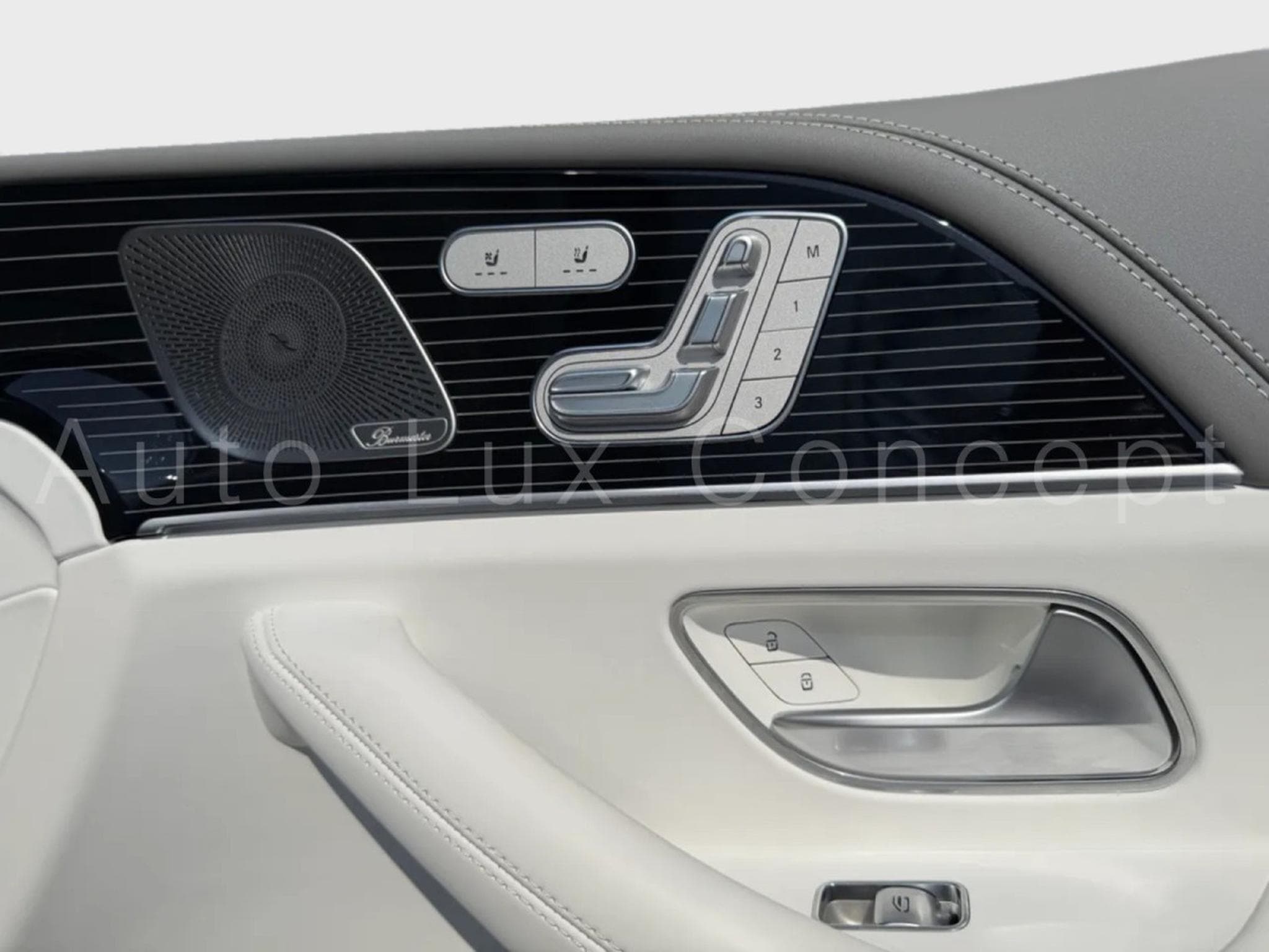 Mercedes GLS 600 Maybach 4MATIC Night Series (2024) - Photo 28
