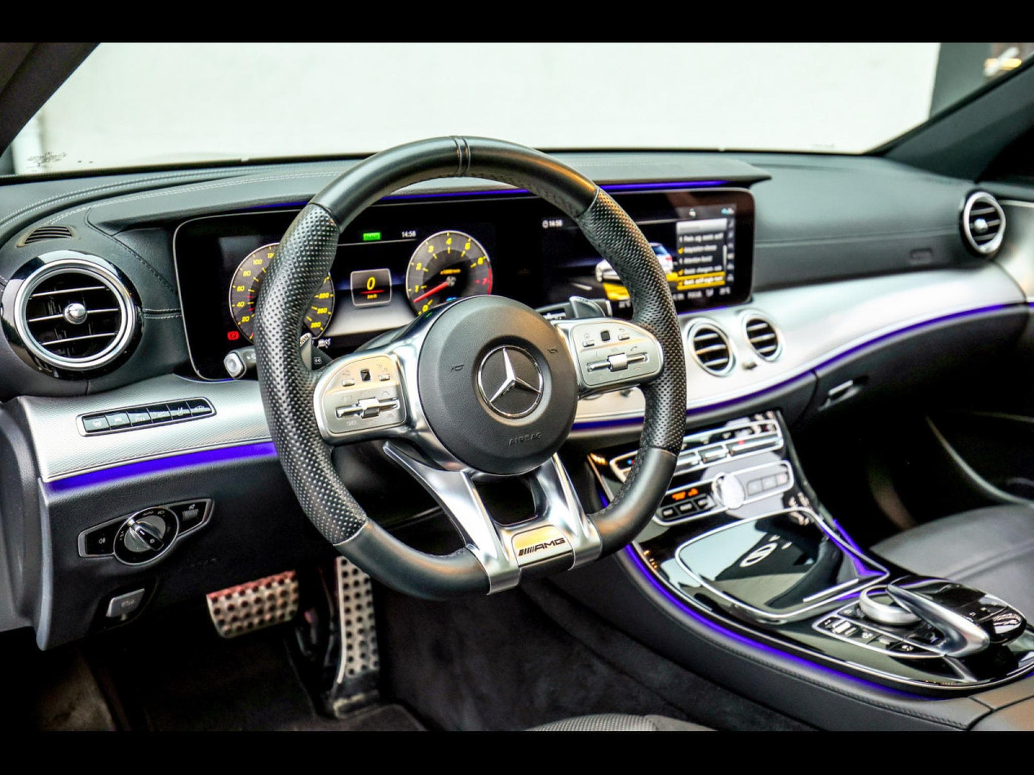 Mercedes E 53 AMG T-MODELL 4MATIC+ (2019) - Photo 11