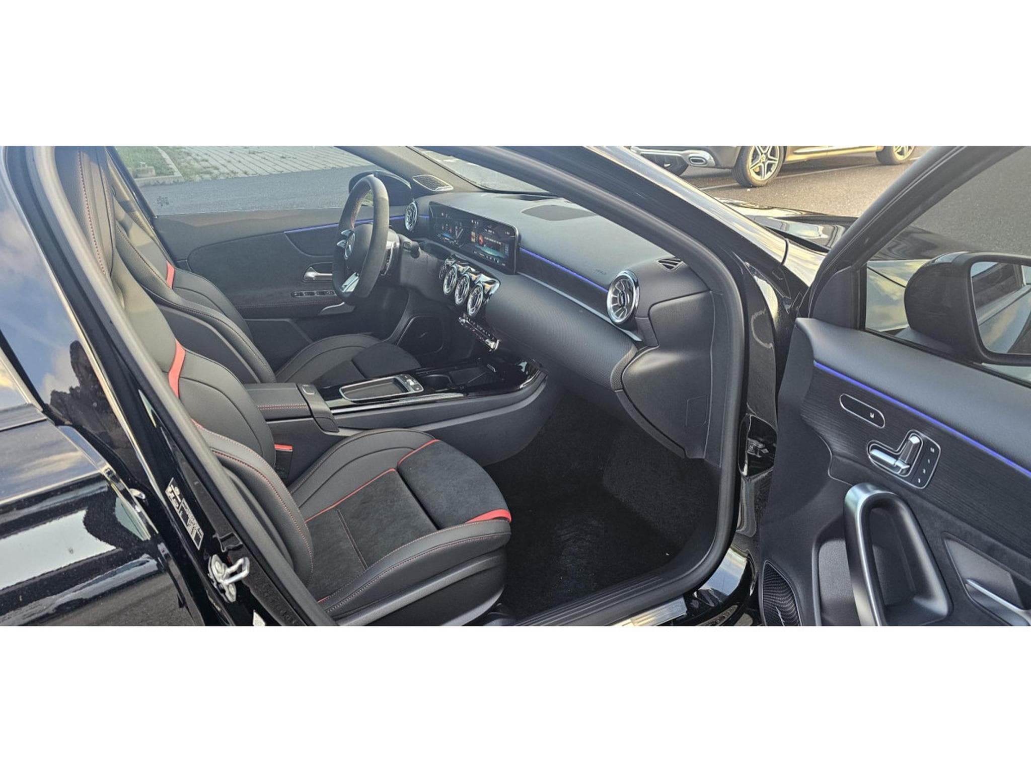 Mercedes A 45 AMG S 4MATIC+ (2025) - Photo 10