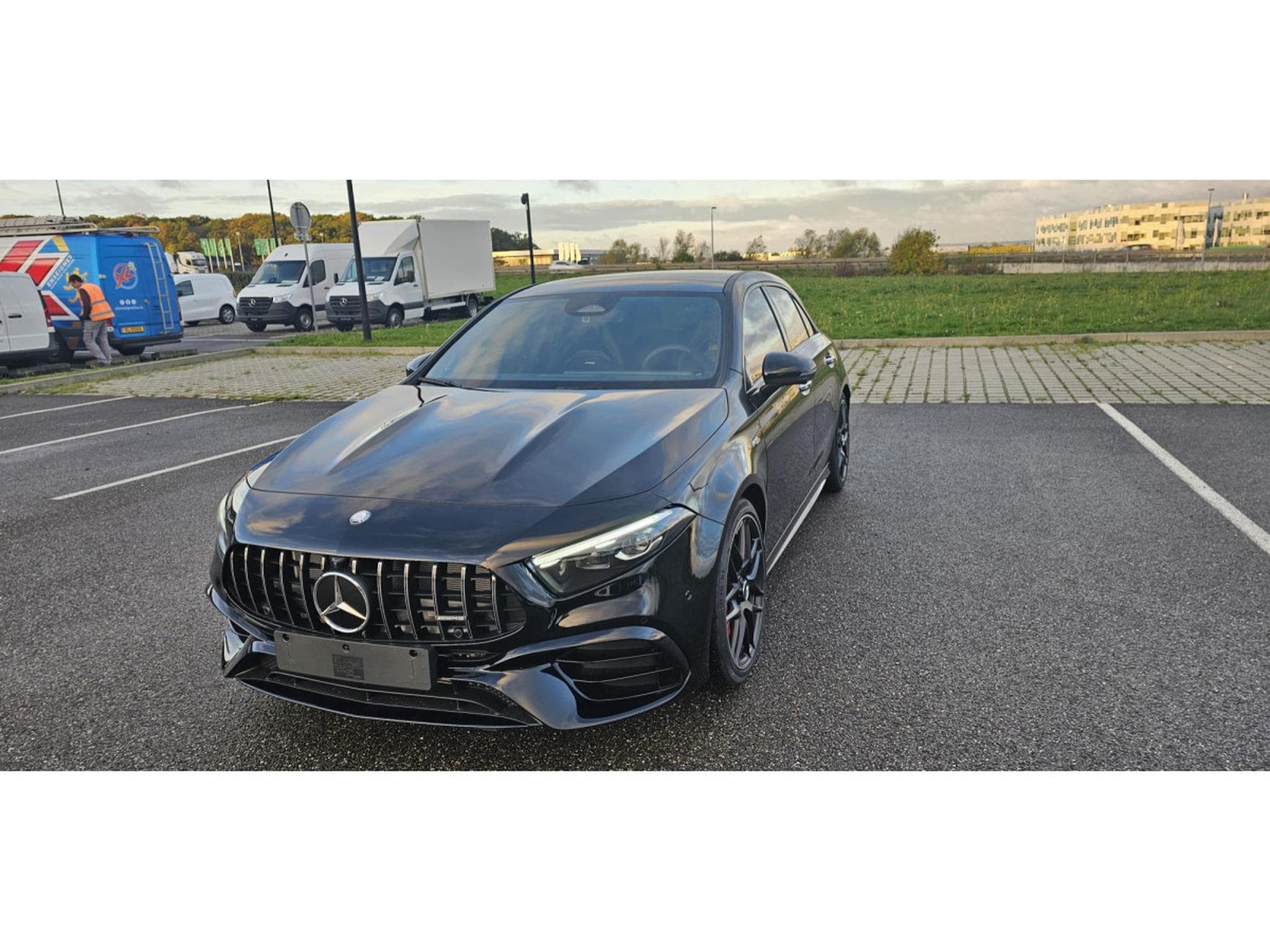 Mercedes A 45 AMG S 4MATIC+ (2025) - Photo 3