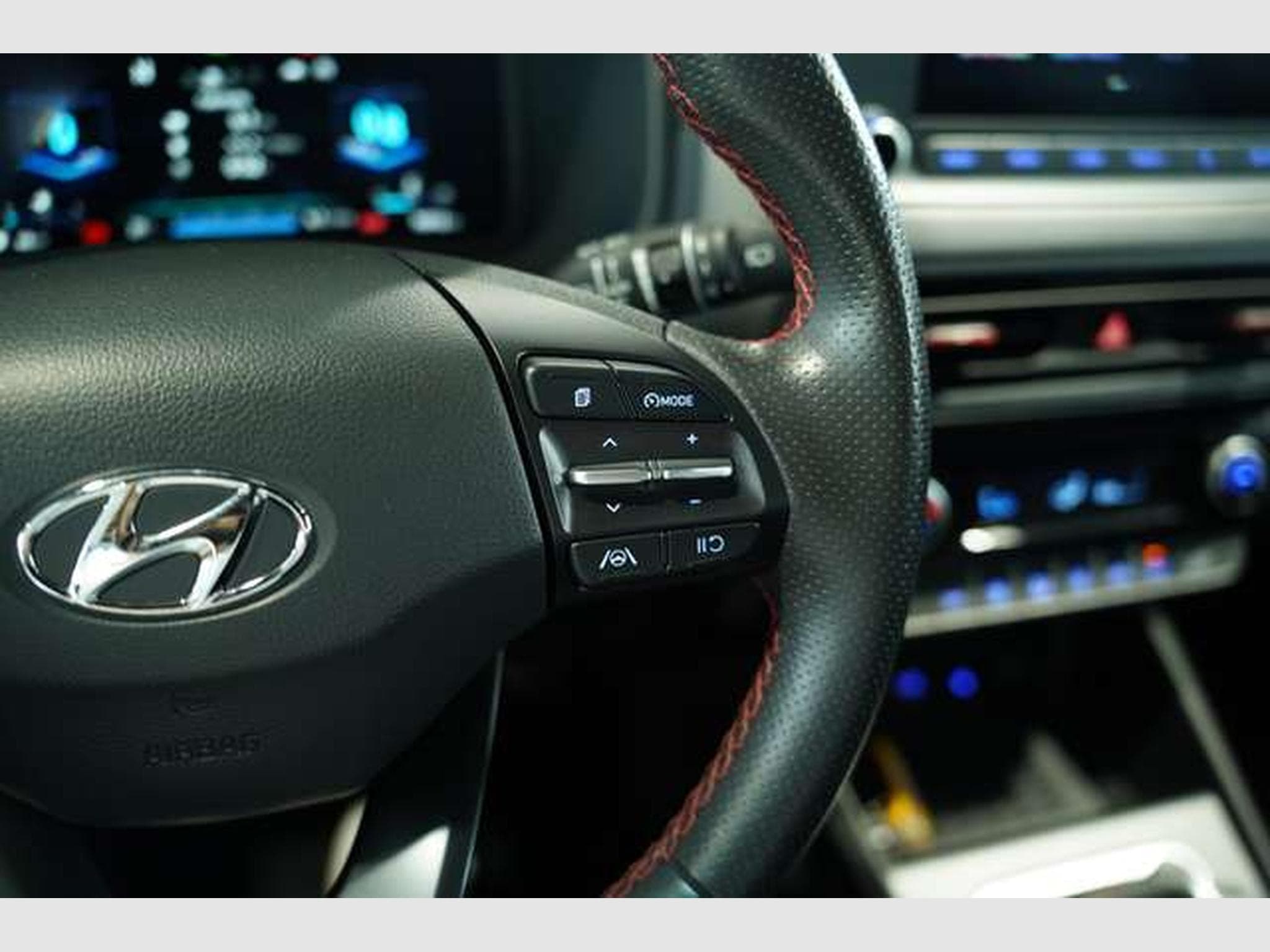 Hyundai KONA N Line Mild-Hybrid 2WD *KAM*SHZ*Klima (2021) - Photo 37