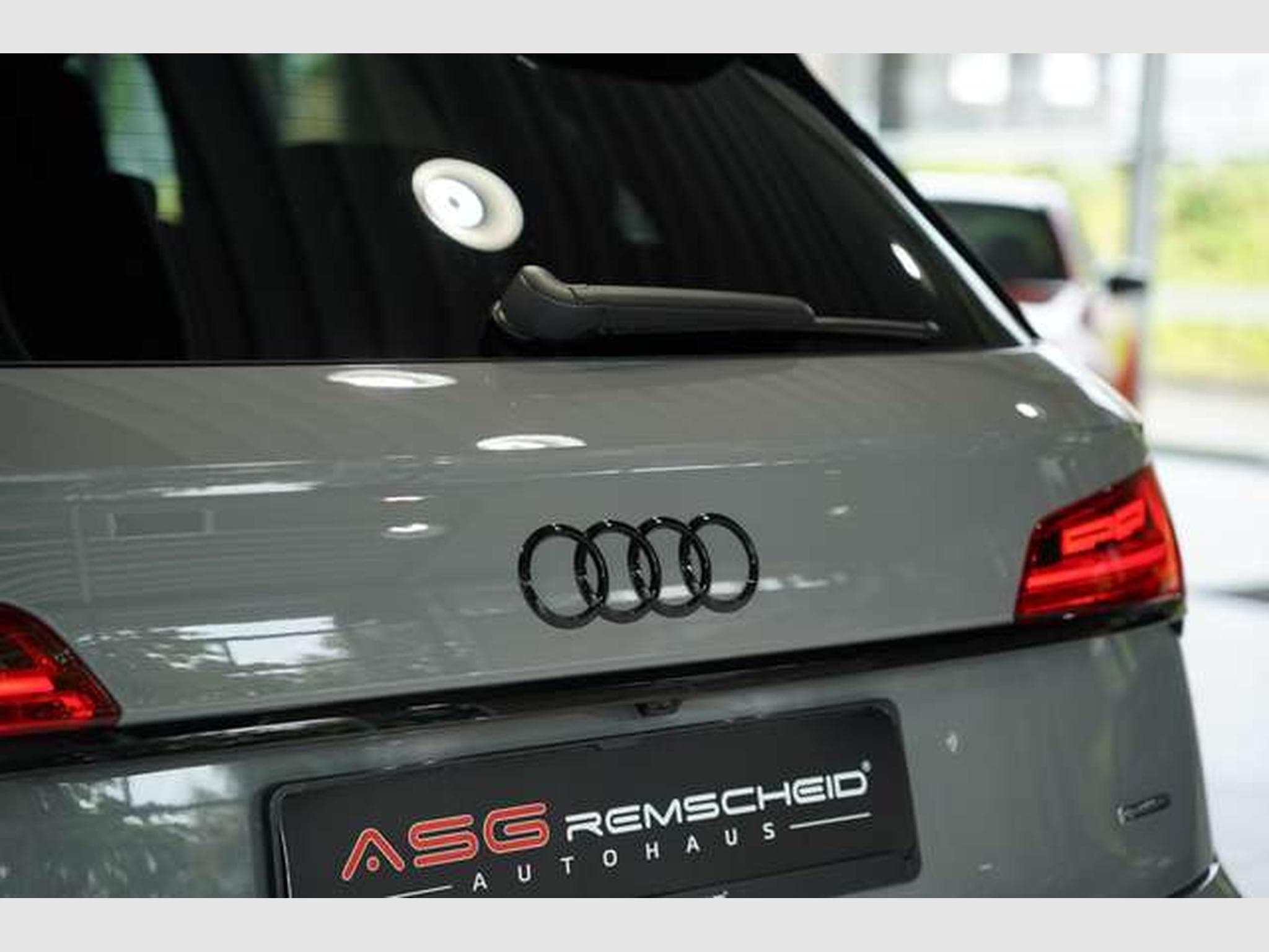 Audi Q5 40 TFSI q S line 1.H *20 *Pano *AHK *Matrix (2024) - Photo 15