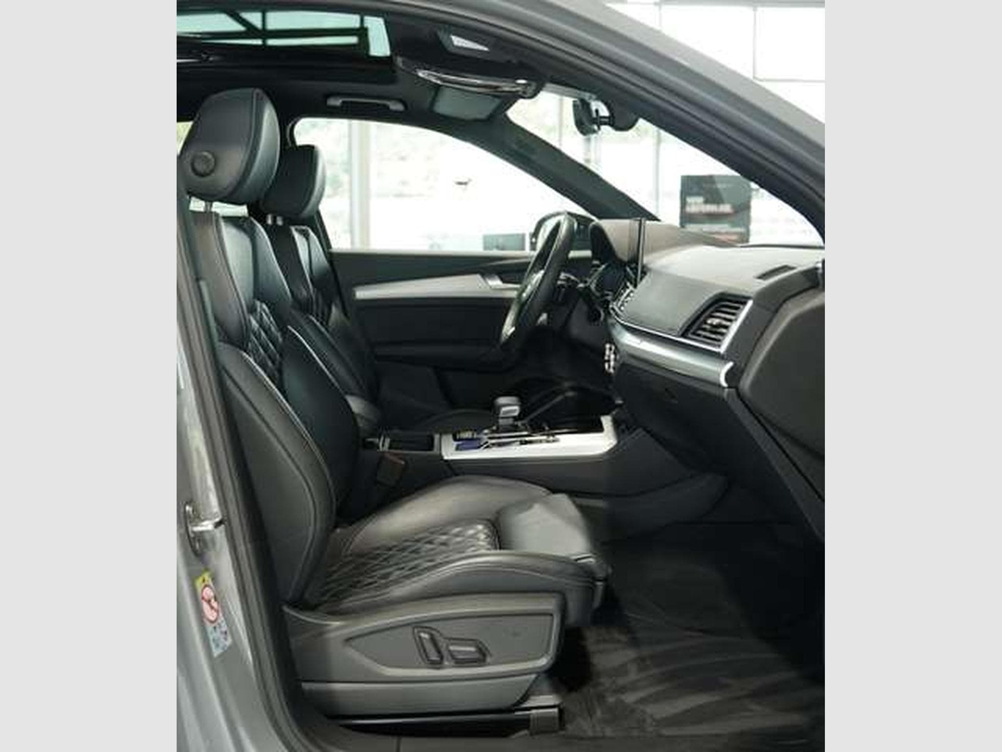 Audi Q5 40 TFSI q S line 1.H *20 *Pano *AHK *Matrix (2024) - Photo 17