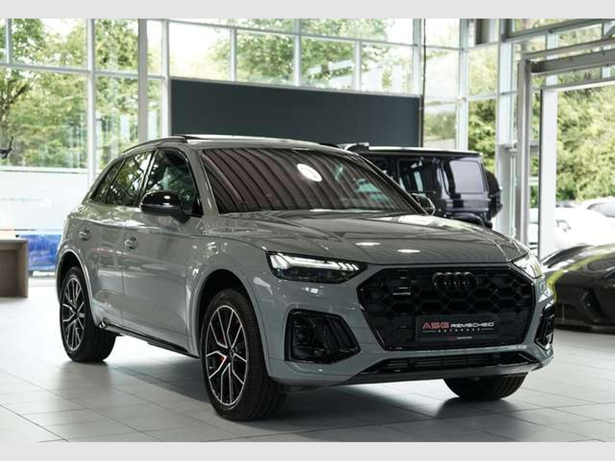 Audi Q5 40 TFSI q S line 1.H *20 *Pano *AHK *Matrix (2024) - Photo 5