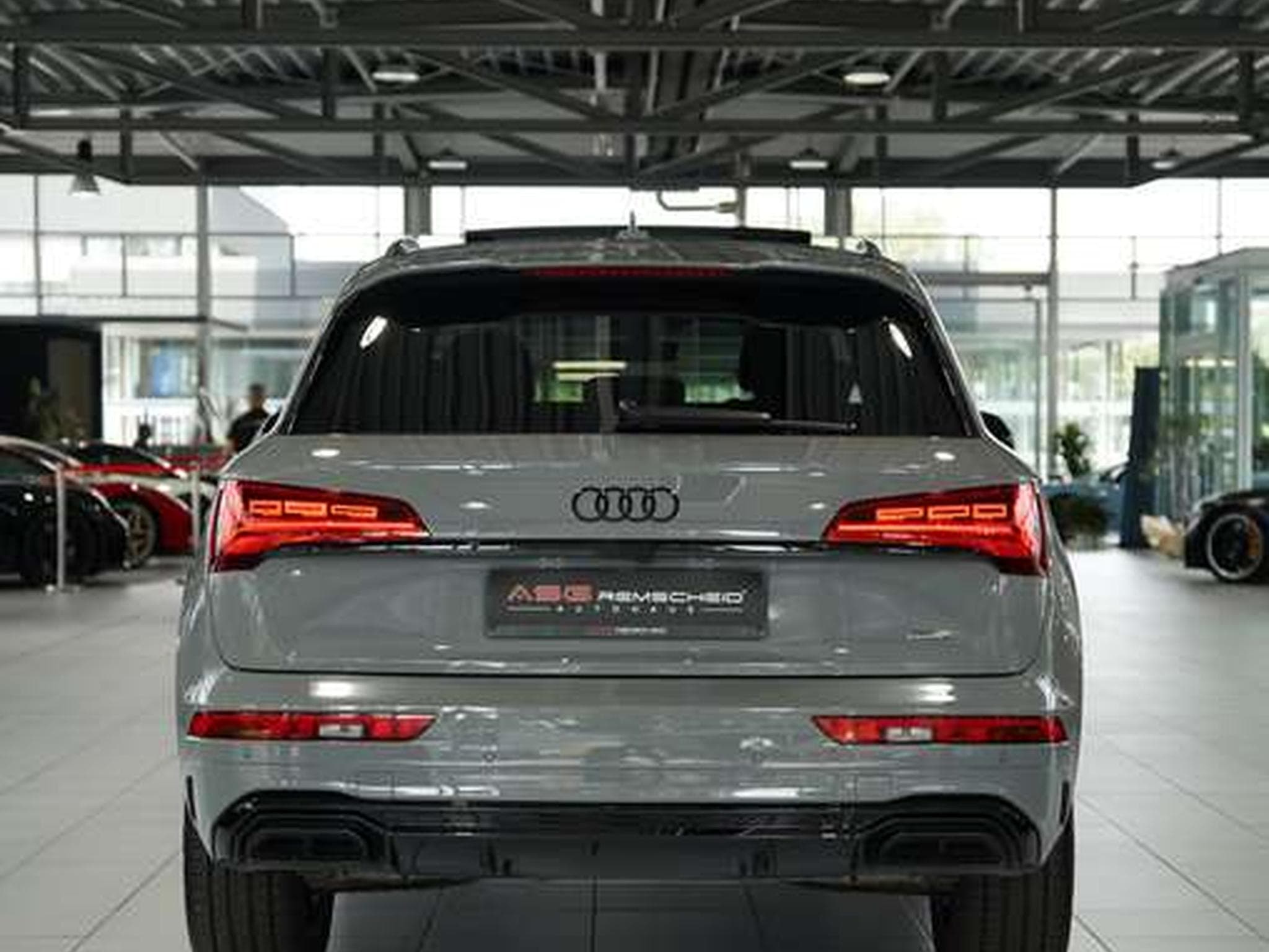 Audi Q5 40 TFSI q S line 1.H *20 *Pano *AHK *Matrix (2024) - Photo 8