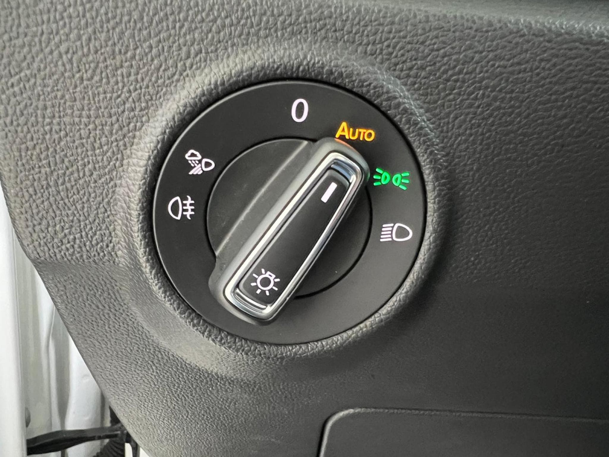 VW T-Roc 1.5 TSI 150 DSG STYLE,1 HAND,VIRTUAL,KAMERA,NAVI,CARPLAY,LED (2022) - Photo 15